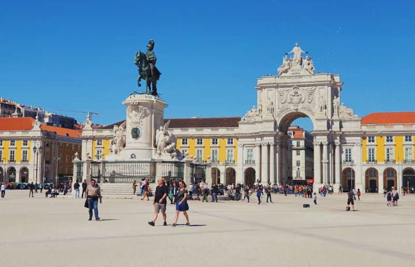 Praça do Comércio - Lisbon's Grand Riverfront Square