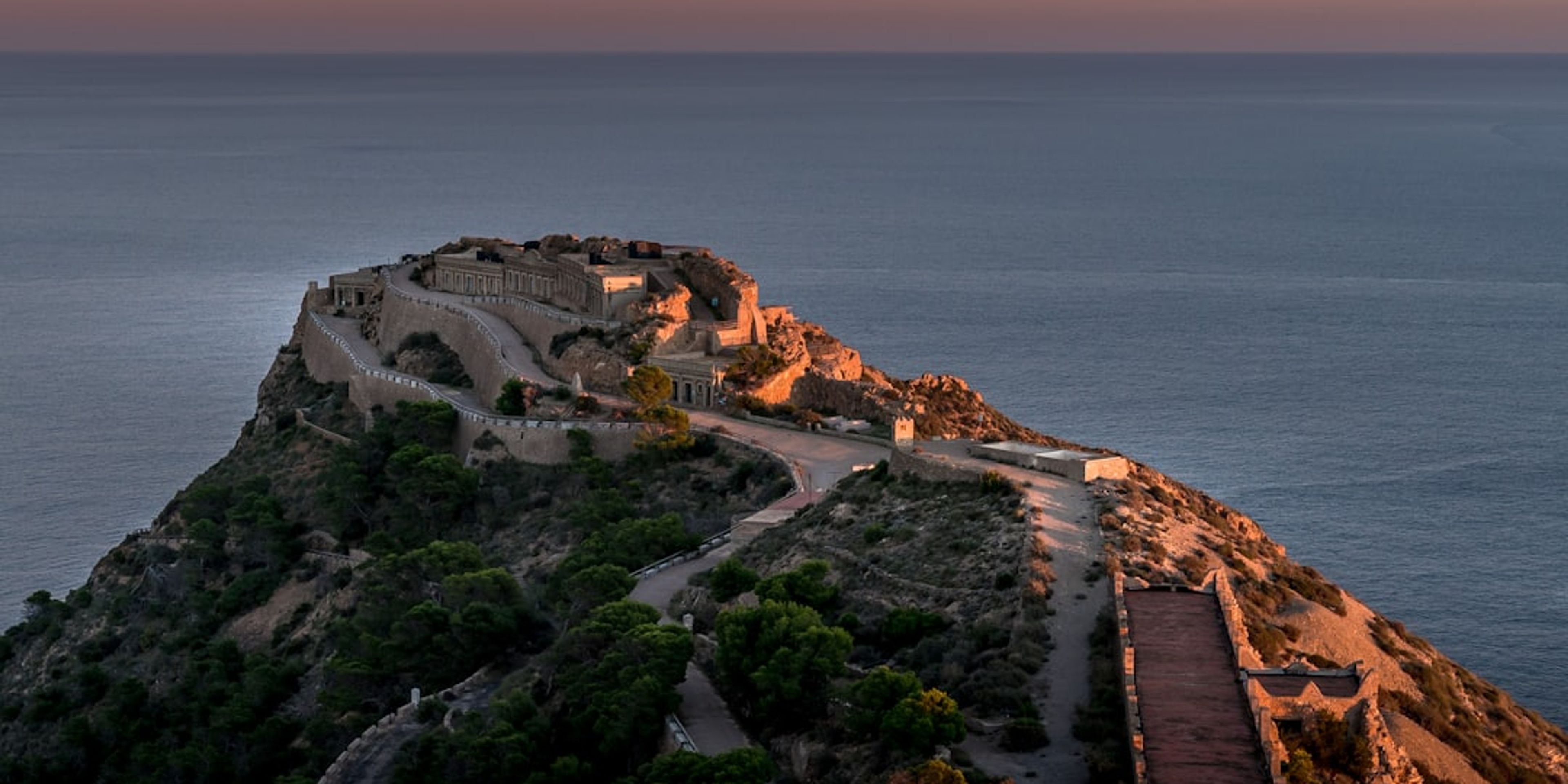 Hotels near Monte Urgull