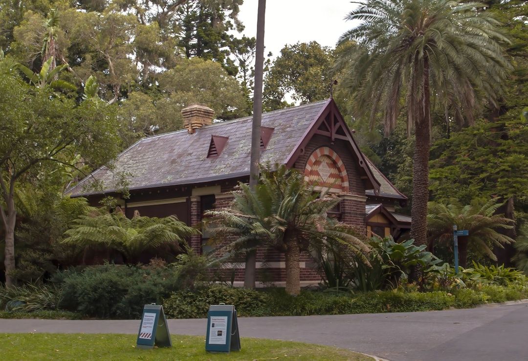 Royal Botanic Gardens Melbourne - The 38-Hectare Green Lung