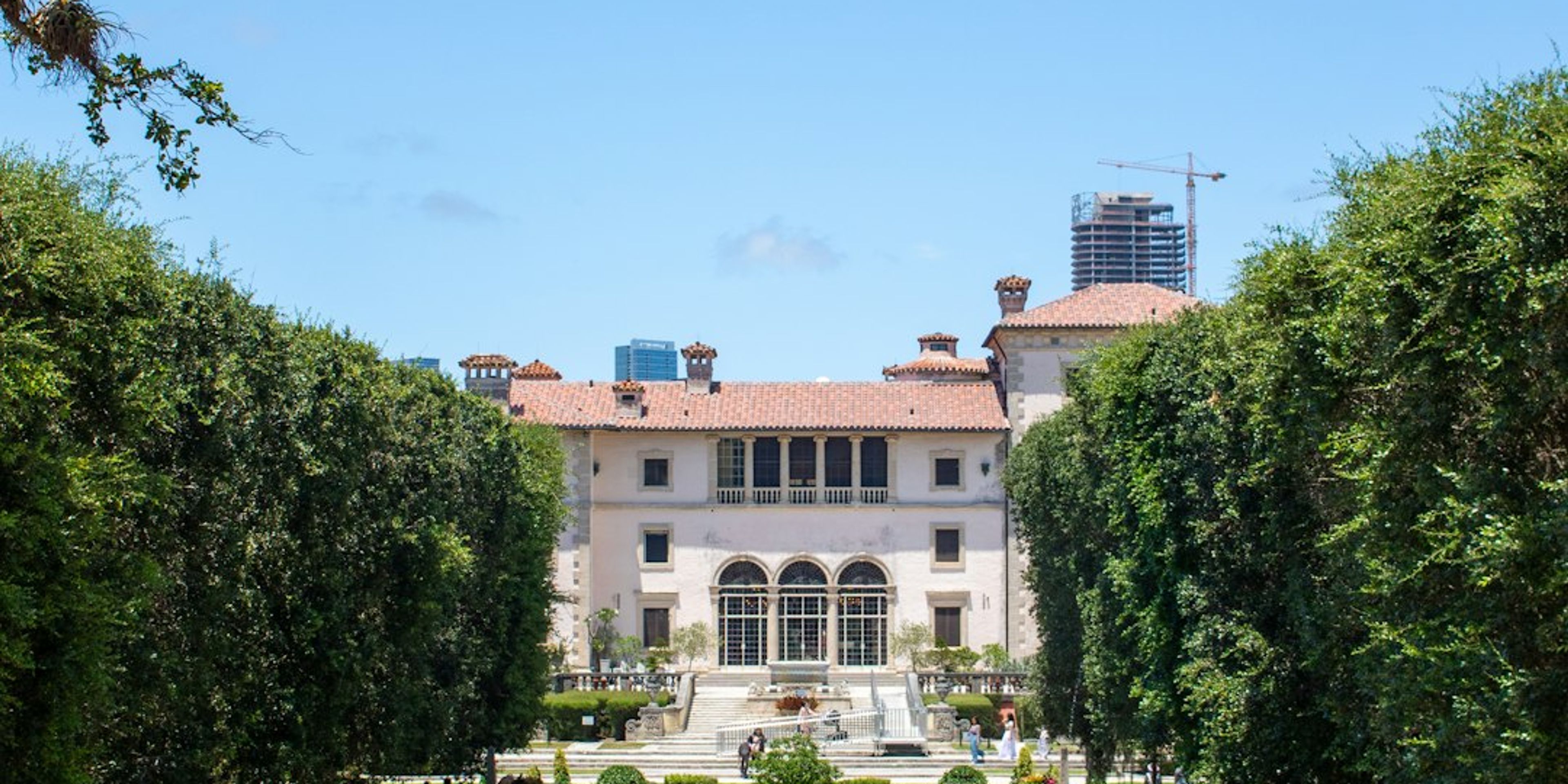 Hotels near Vizcaya Museum and Gardens