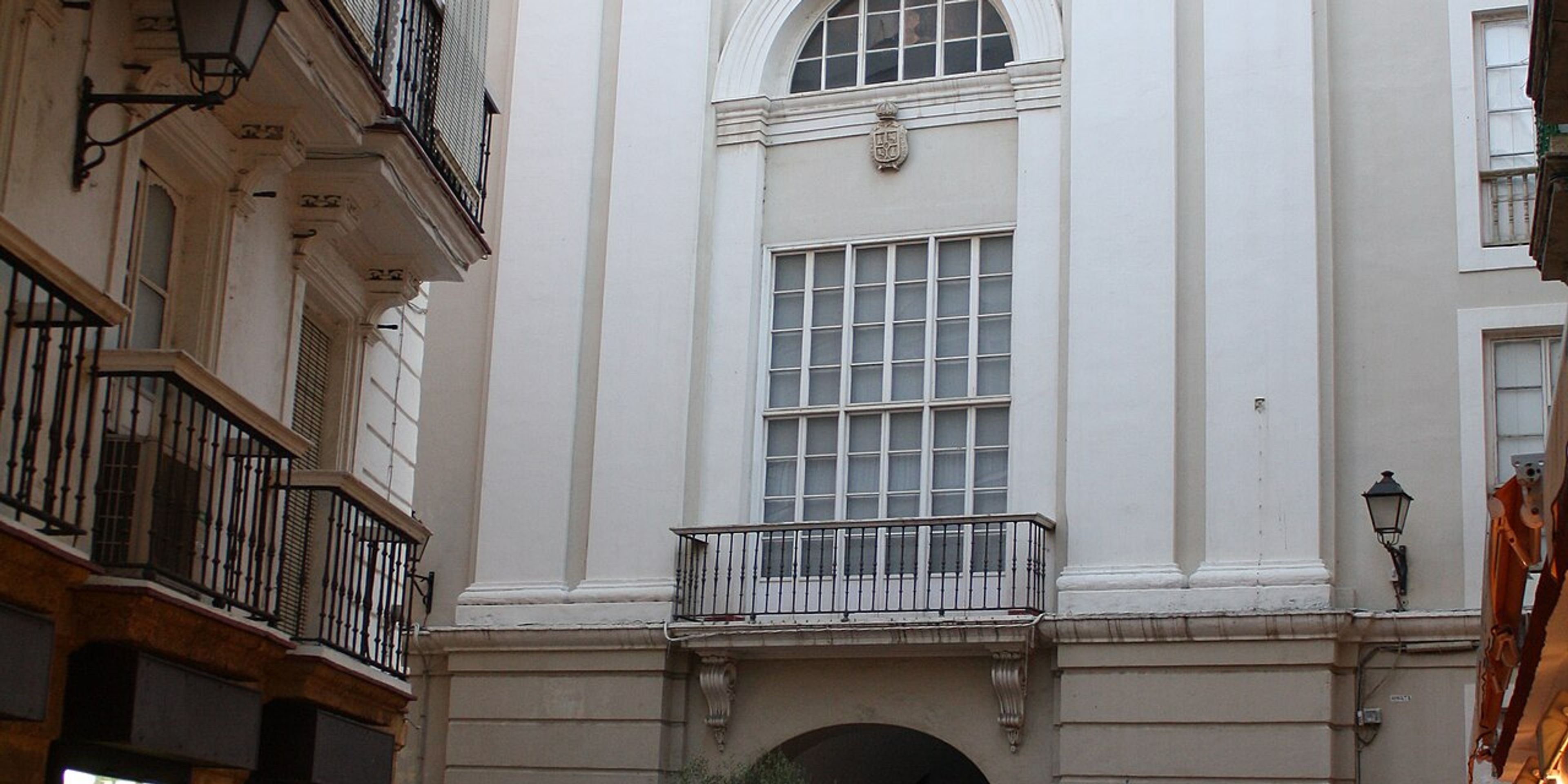 Hotels near Barrio del Pópulo