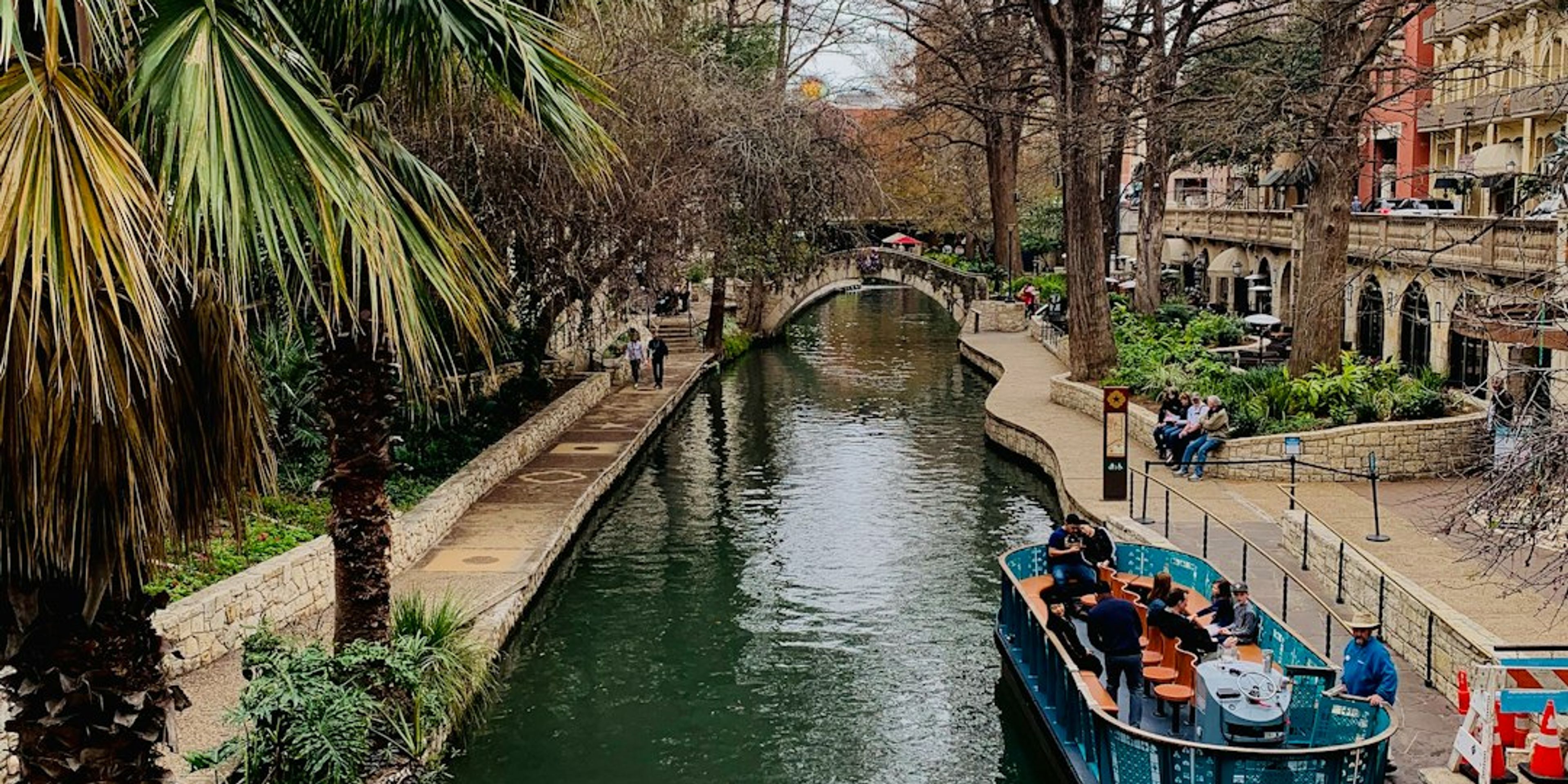 San Antonio travel guides