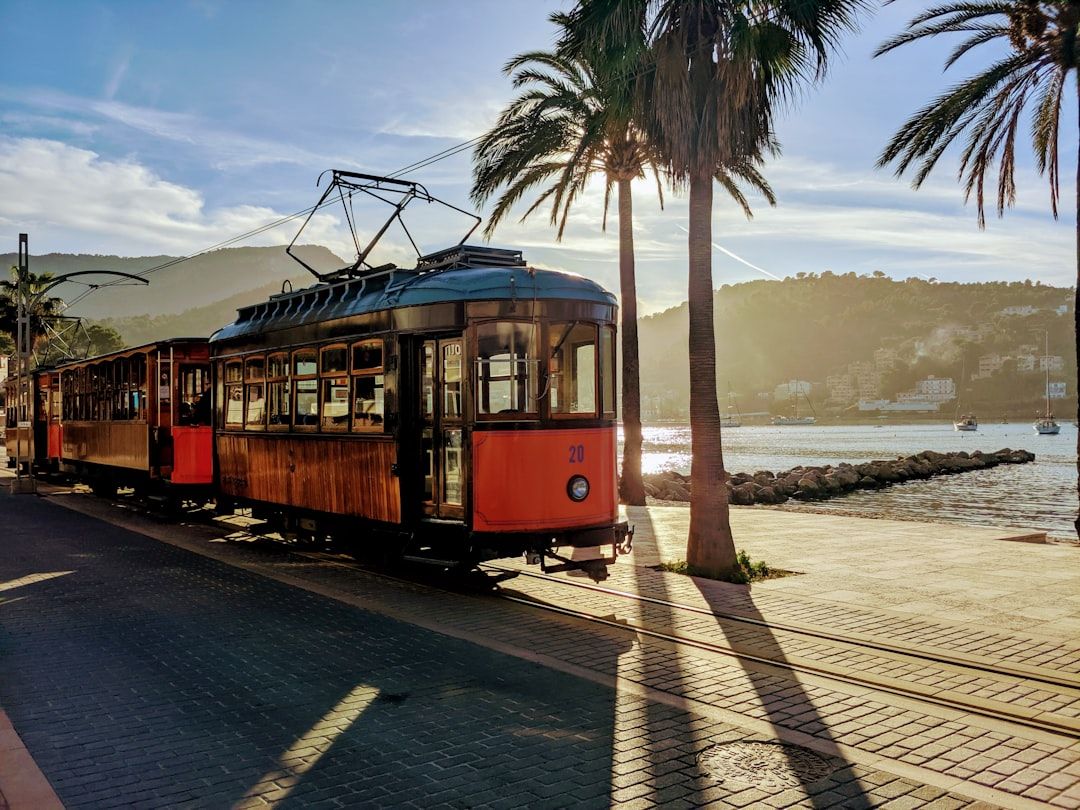 Soller and the Vintage Train - Wooden Carriages Through the Mountains