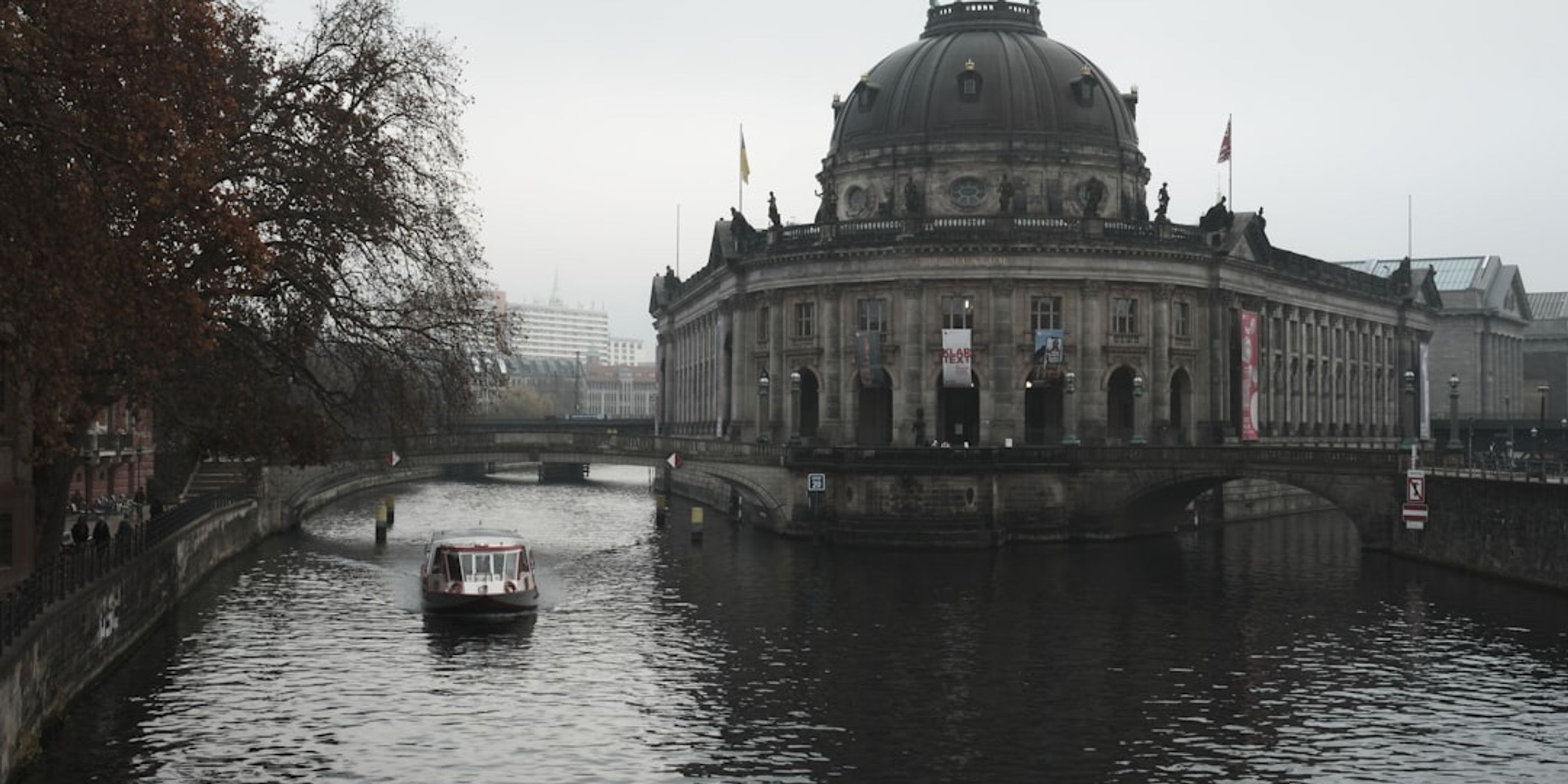 Hotels near Museum Island