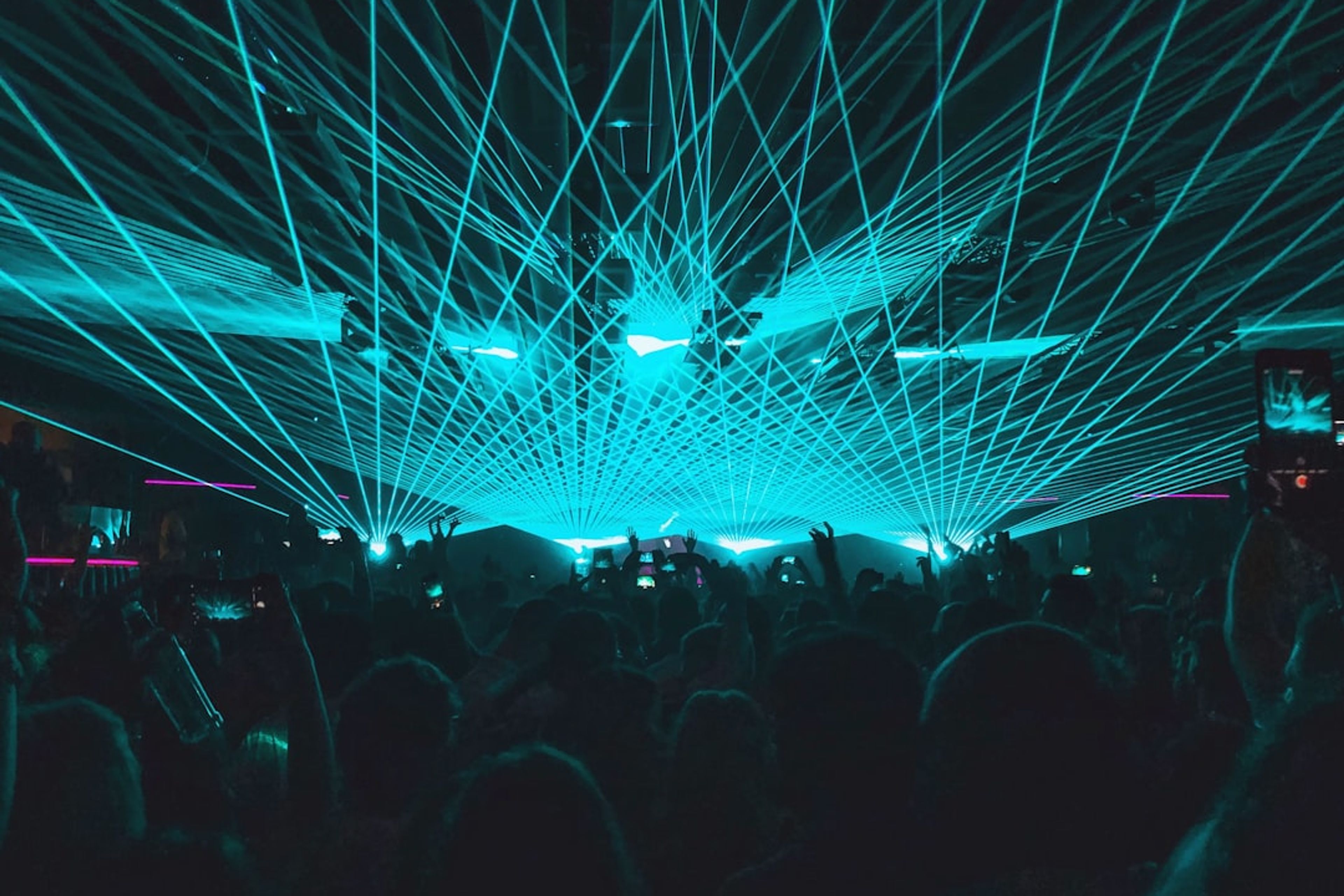 10 Best Nightclubs in Ibiza