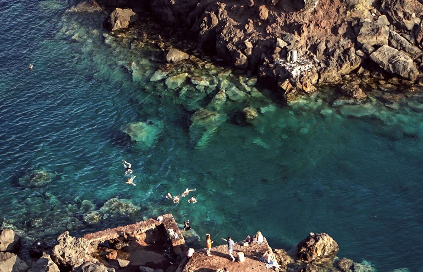 Amoudi Bay - Fresh Seafood Below the Oia Cliffs