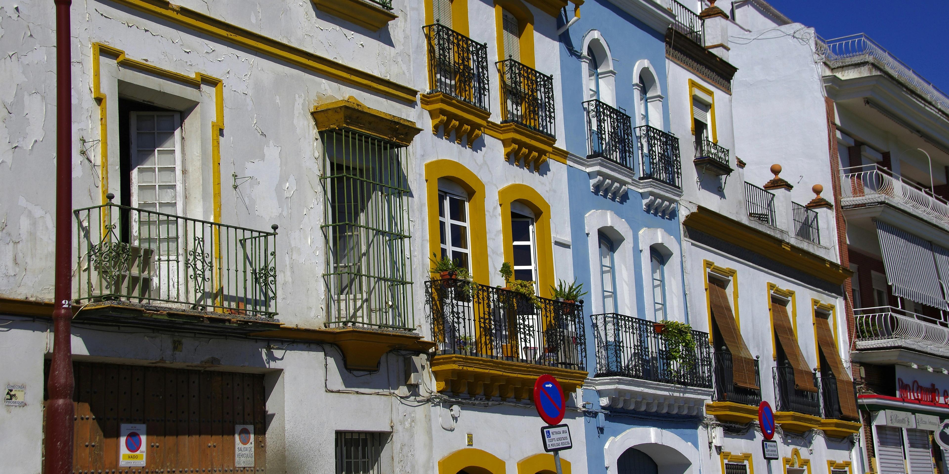 Hotels near Triana
