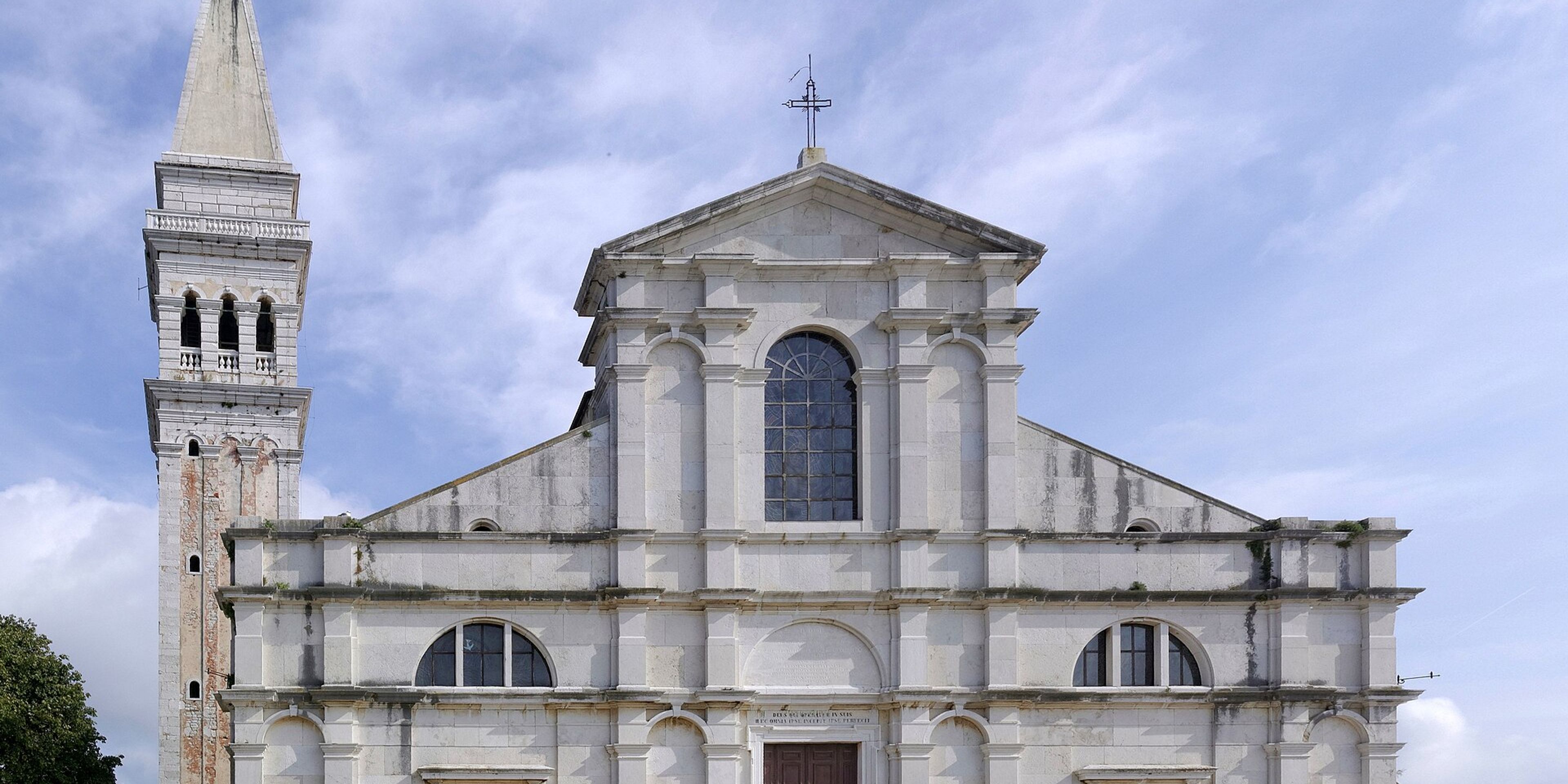 Hotels near Church of St Euphemia