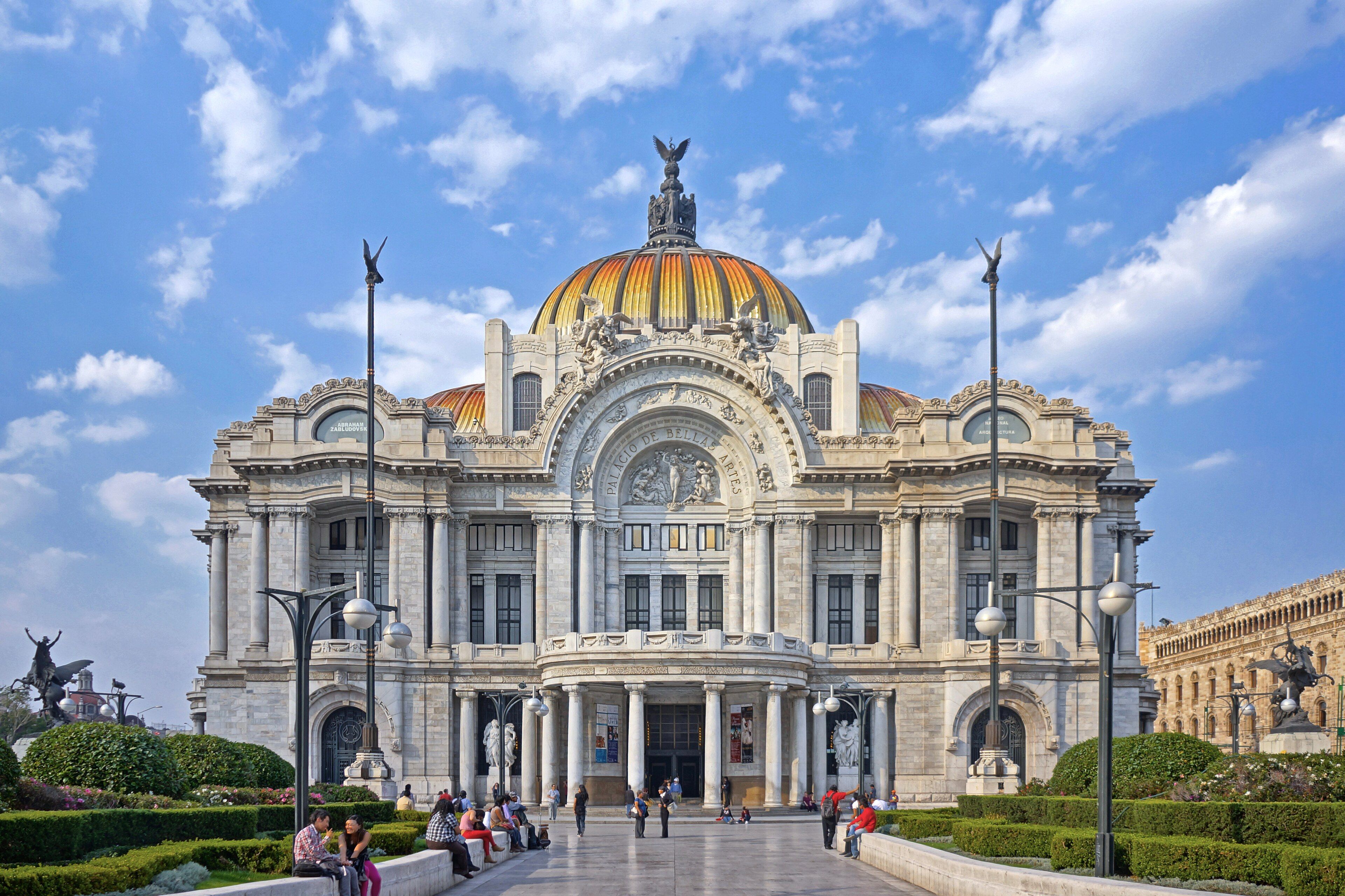 Palacio de Bellas Artes - Art Nouveau and Art Deco Under One Roof