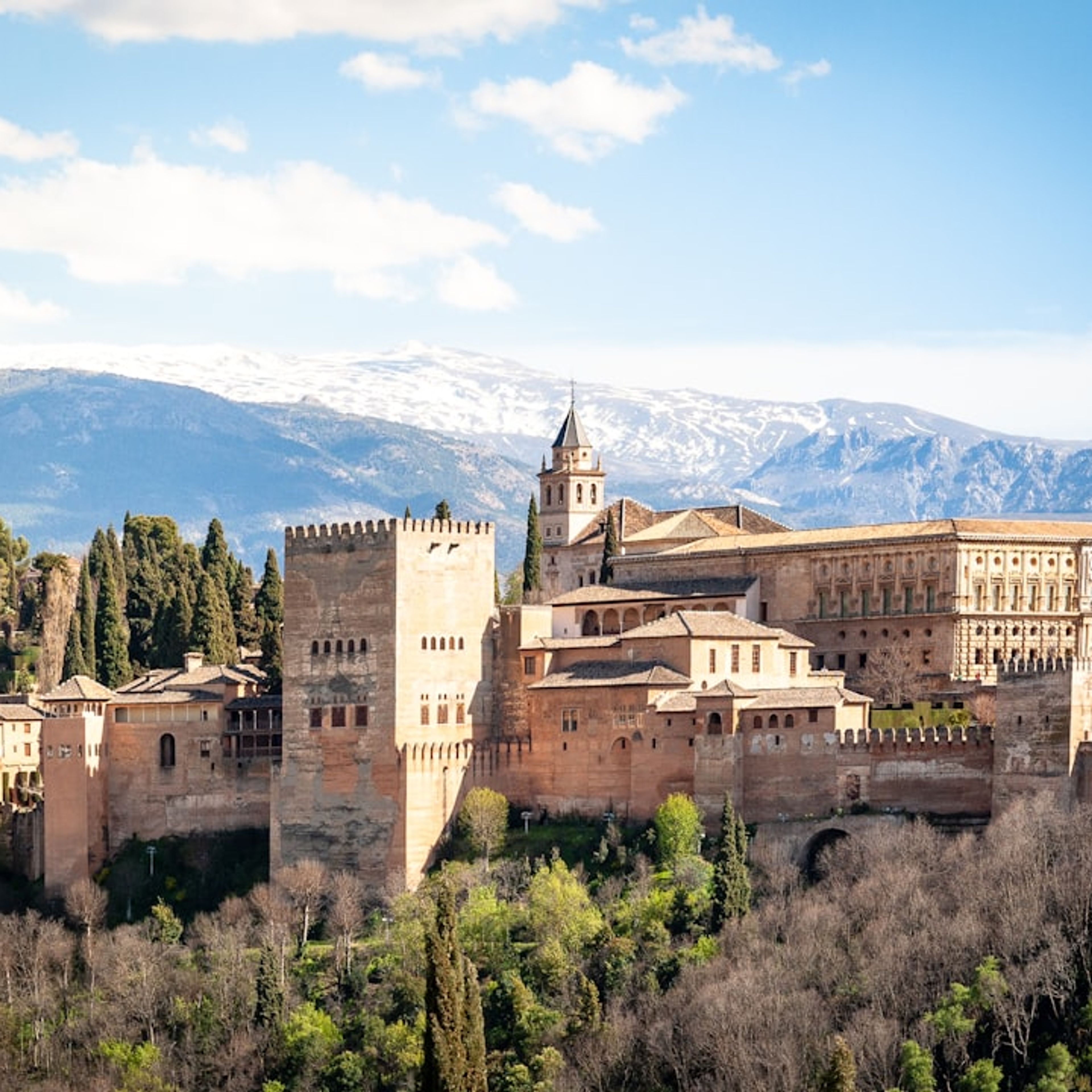 12 Top Places to Visit in Granada, Spain