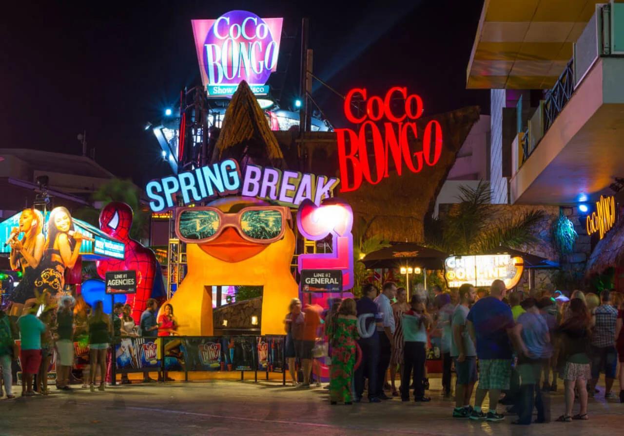 Coco Bongo & Hotel Zone Nightlife