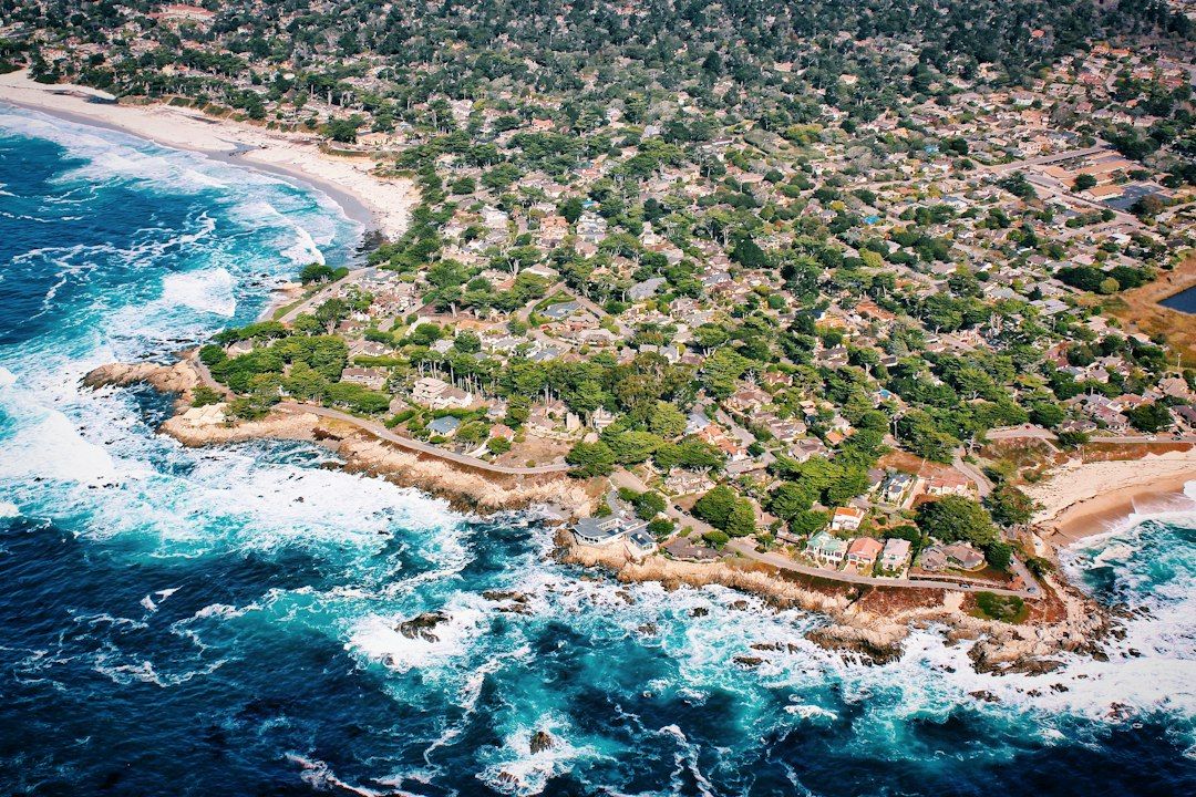 Carmel-by-the-Sea travel guides