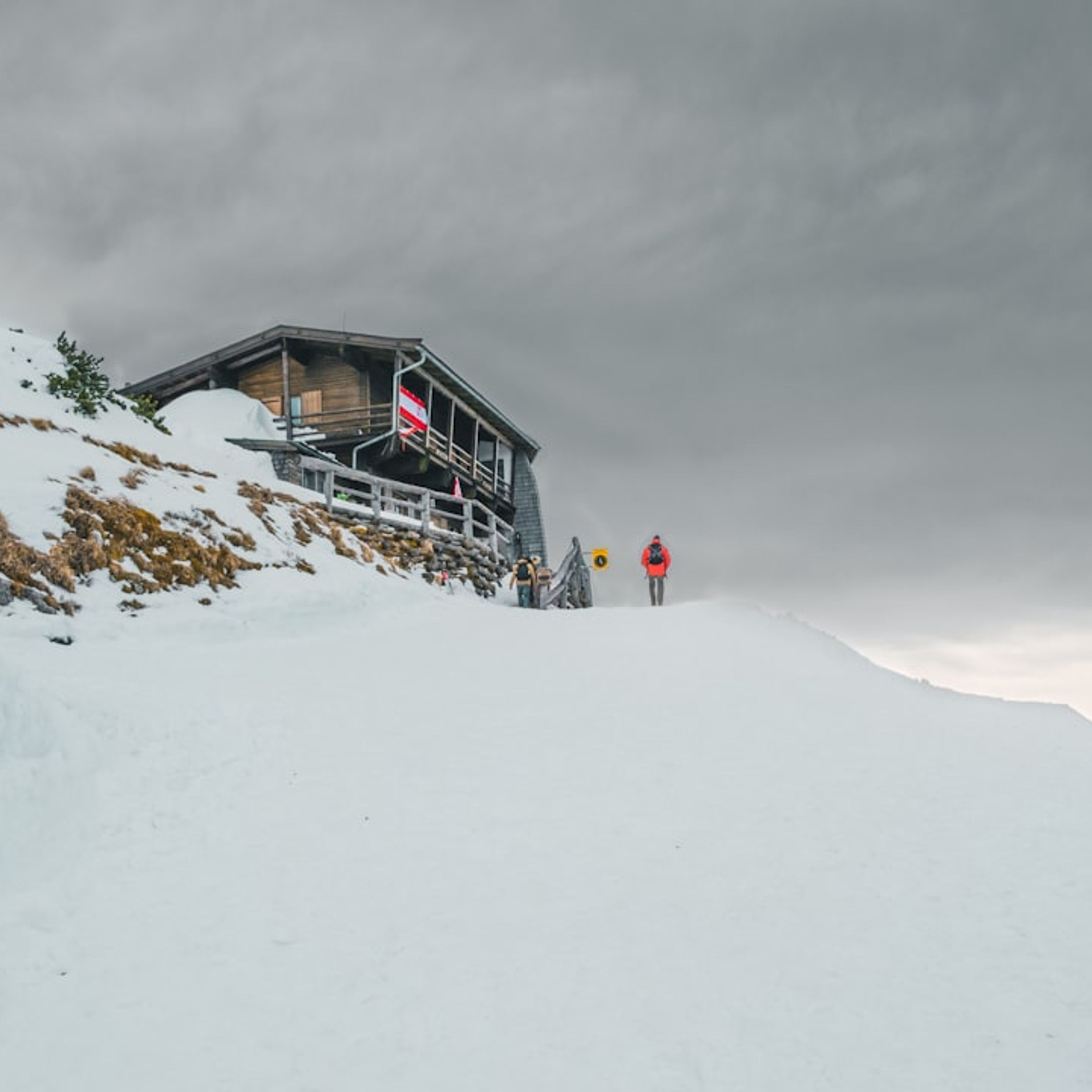 5 Best Ski Resorts Near Salzburg