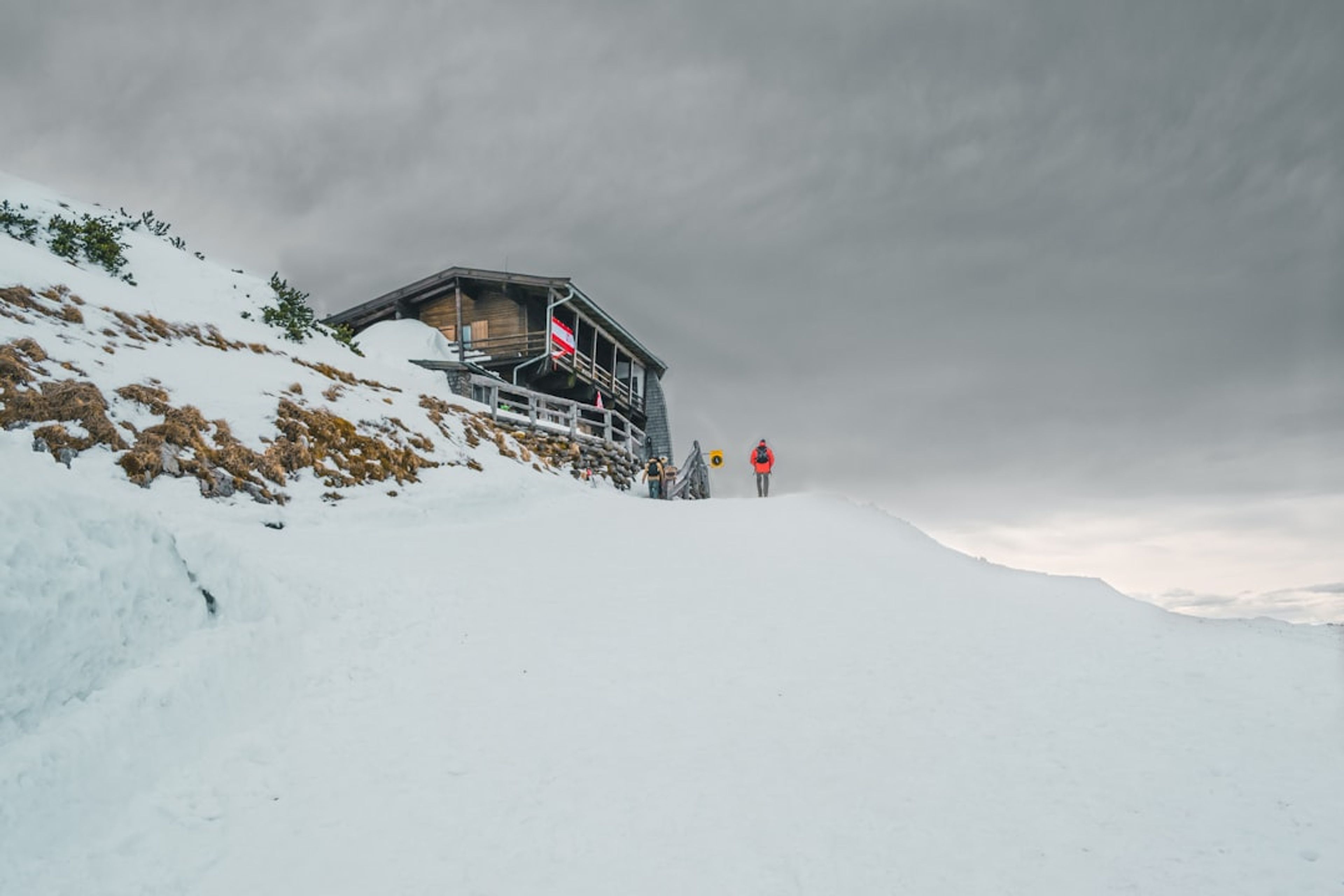 5 Best Ski Resorts Near Salzburg