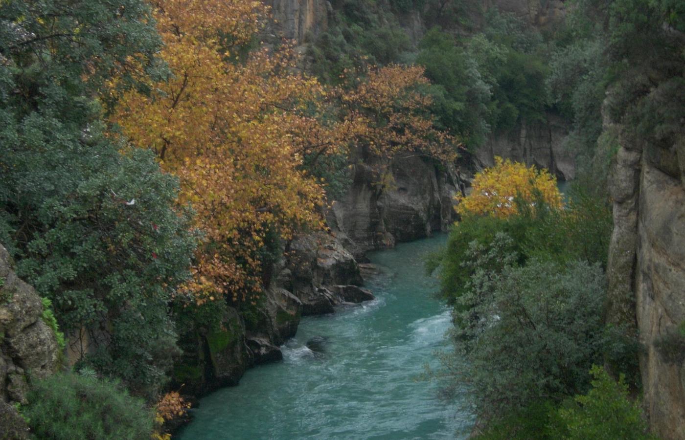 Koprulu Canyon (Rafting and Ruins)