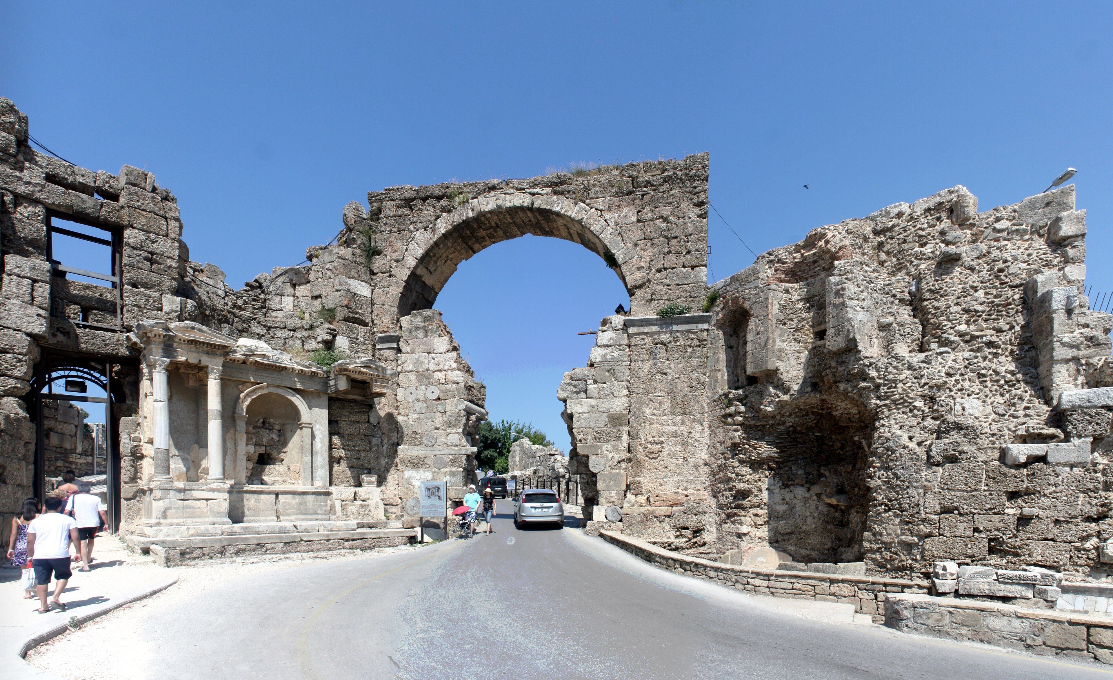 Side Old Town (Pedestrian Streets)