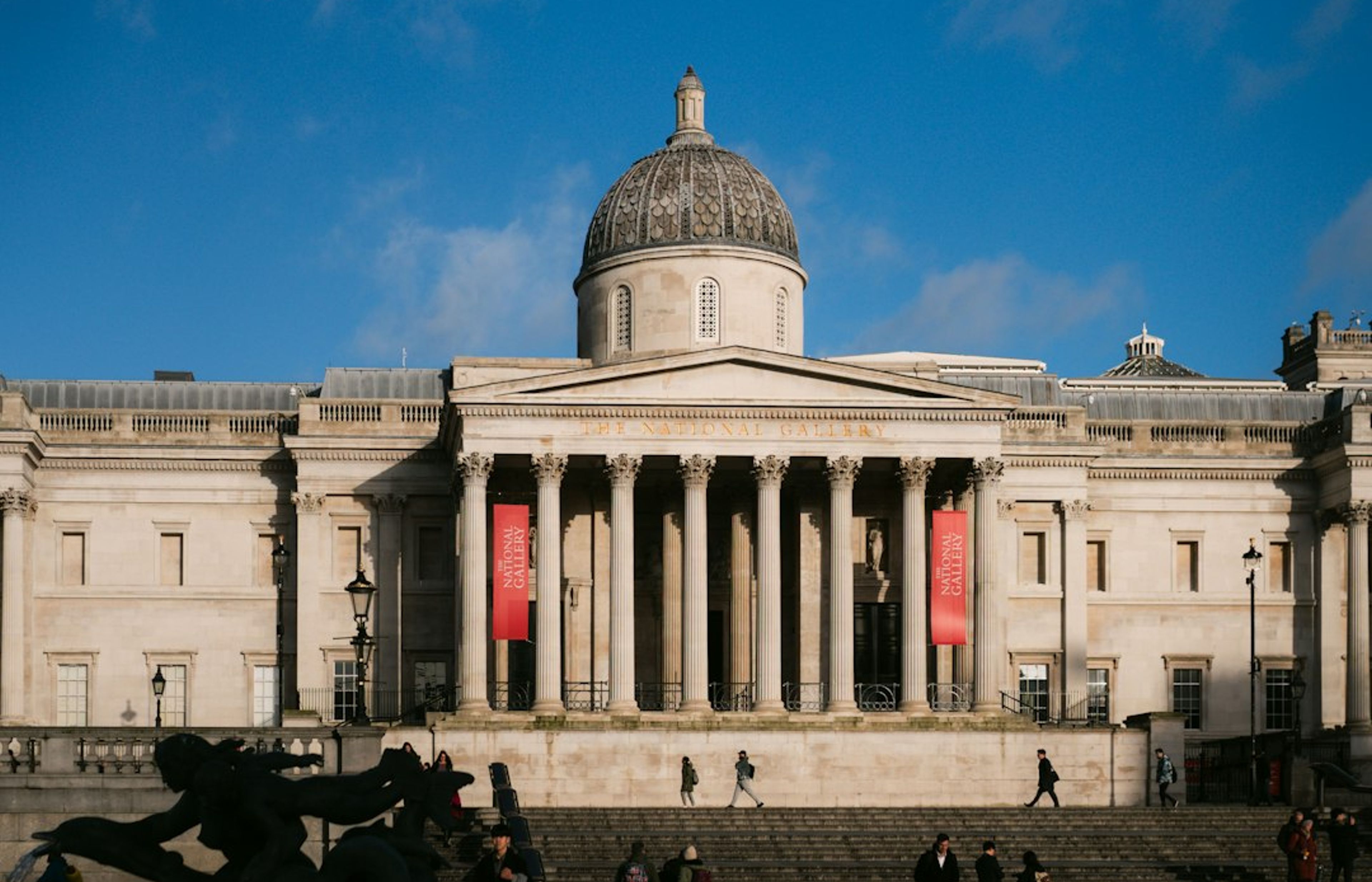 Trafalgar Square & National Gallery - Art and Icons in London's Centre