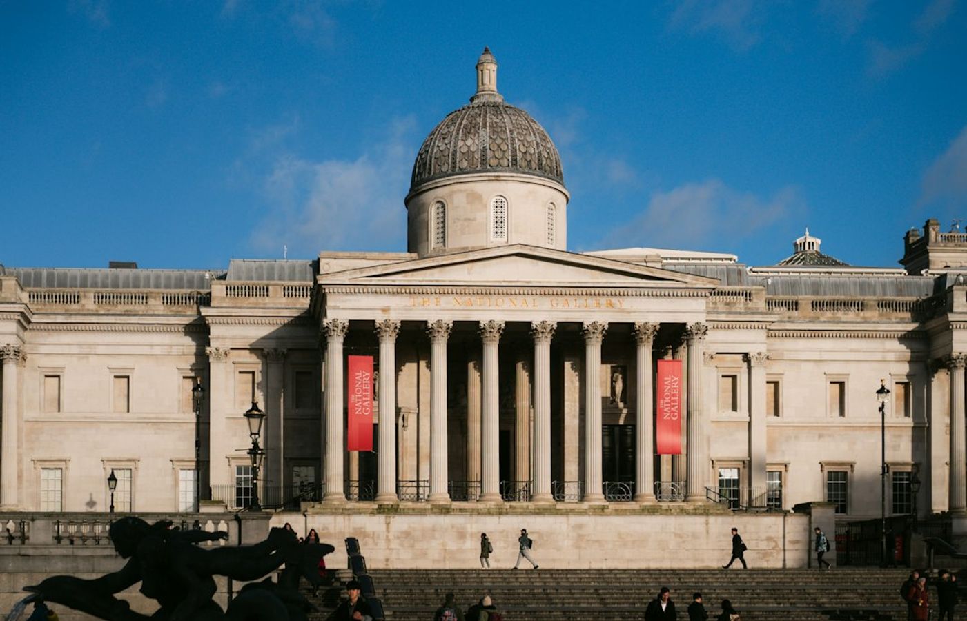 Trafalgar Square & National Gallery - Art and Icons in London's Centre