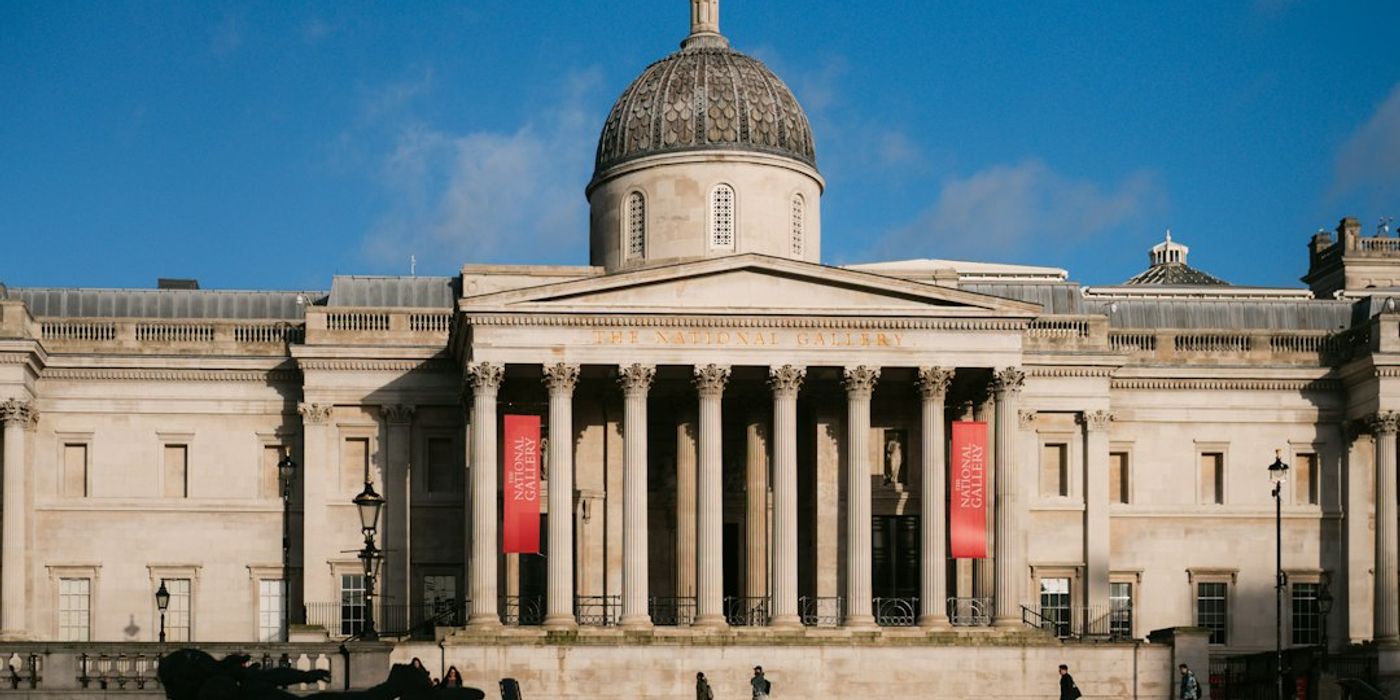 Hotels near Trafalgar Square & National Gallery