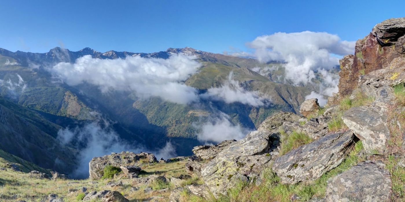 Hotels near Sierra Nevada