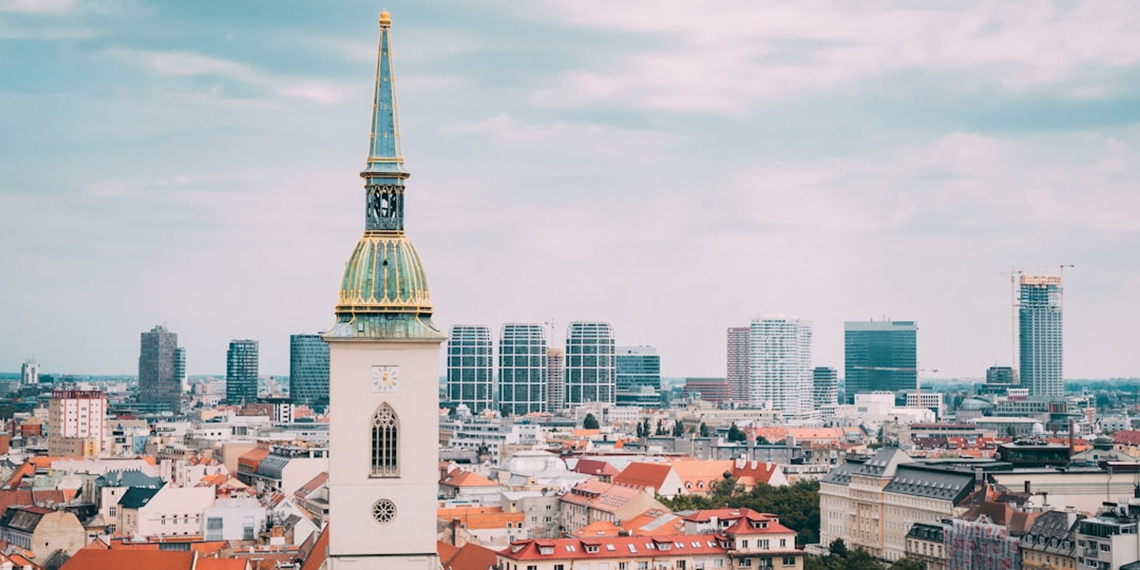 Hotels near St Martin's Cathedral