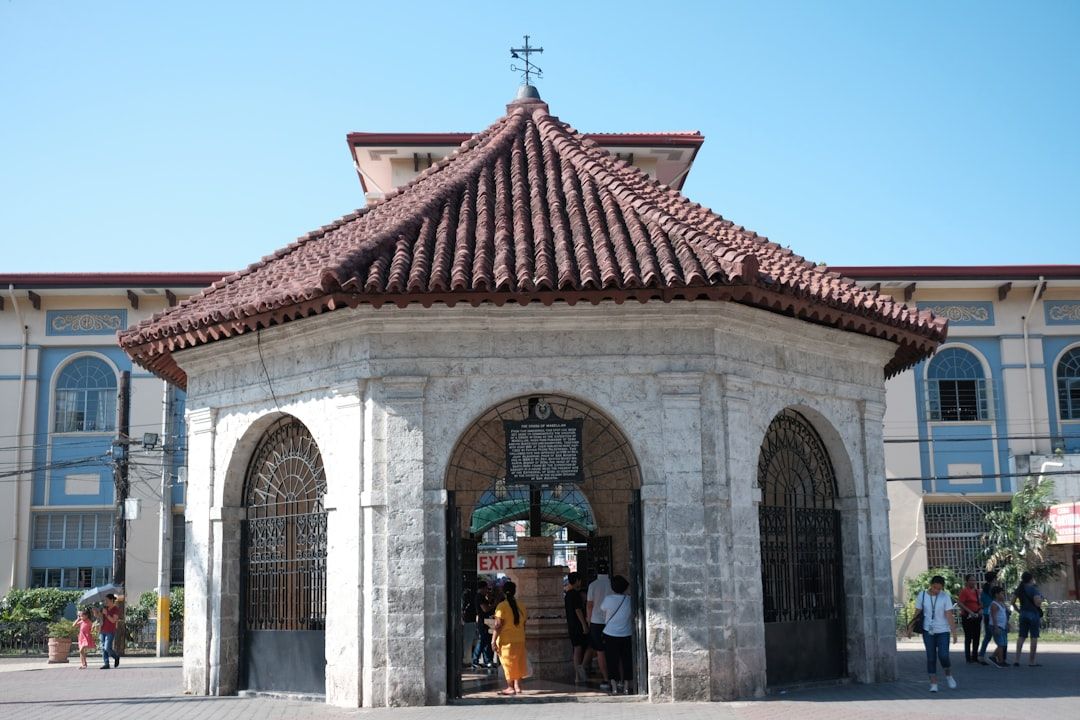 Magellan's Cross and Basilica del Santo Nino - Where Philippine Christianity Began