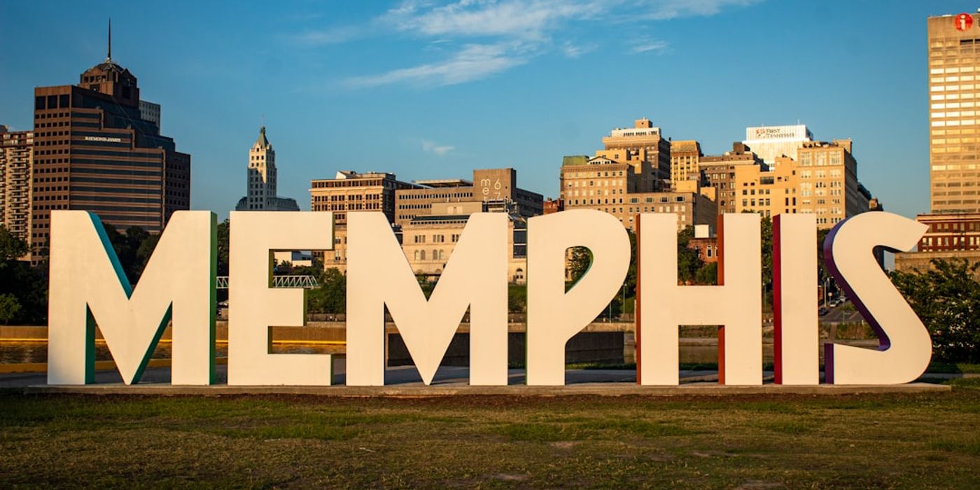 Hotels near Memphis (Mit Rahina)