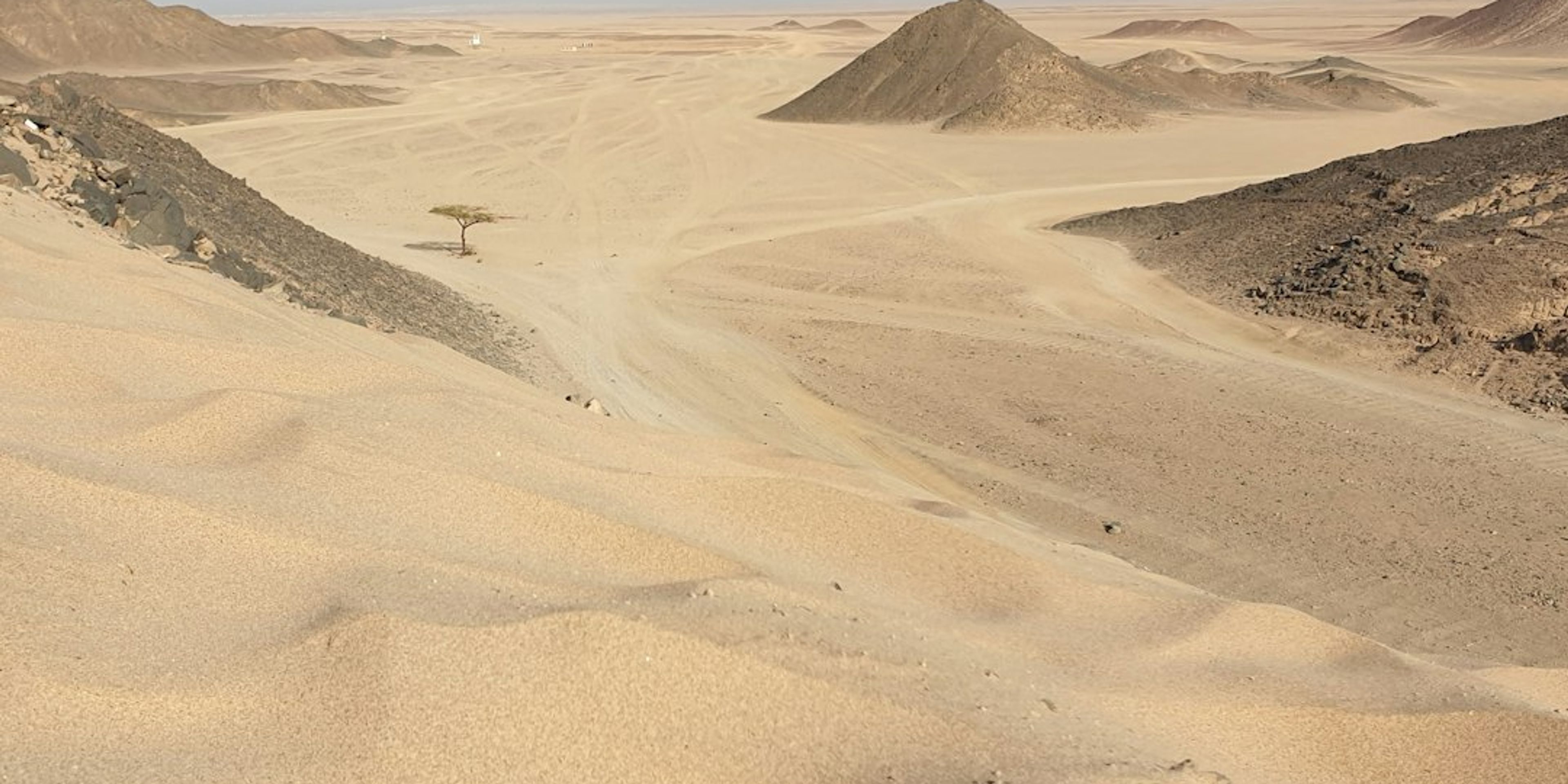 Hotels near Sand City Hurghada