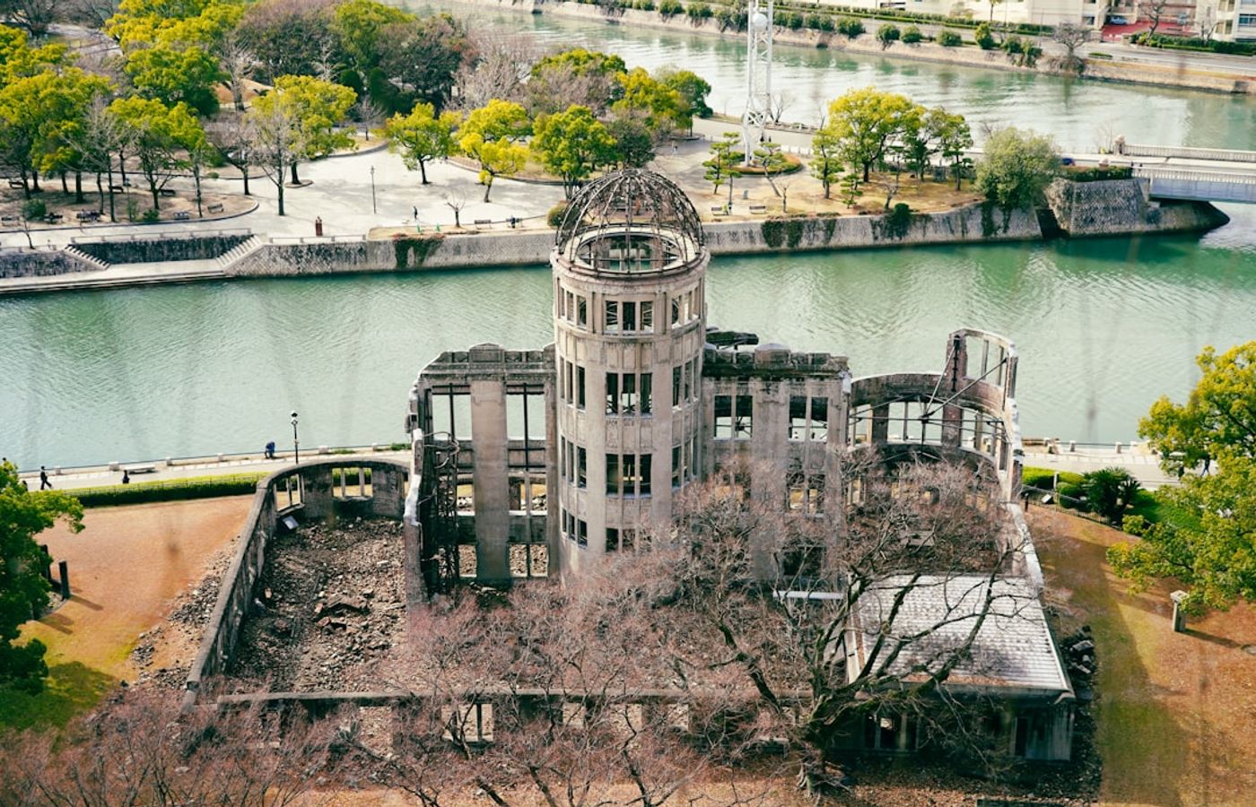 Hiroshima Orizuru Tower - The Best View Over the Peace Park