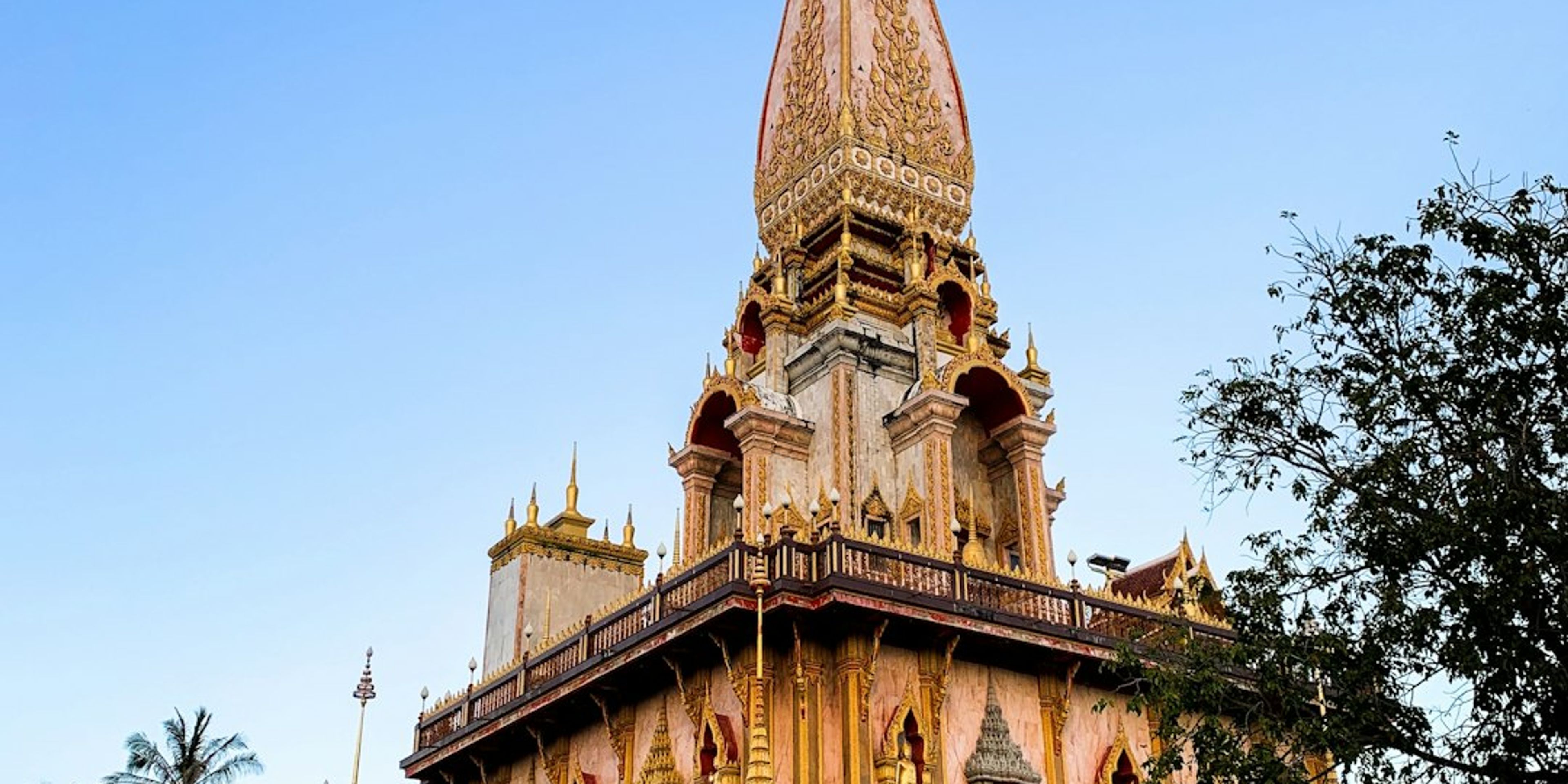Hotels near Wat Chalong