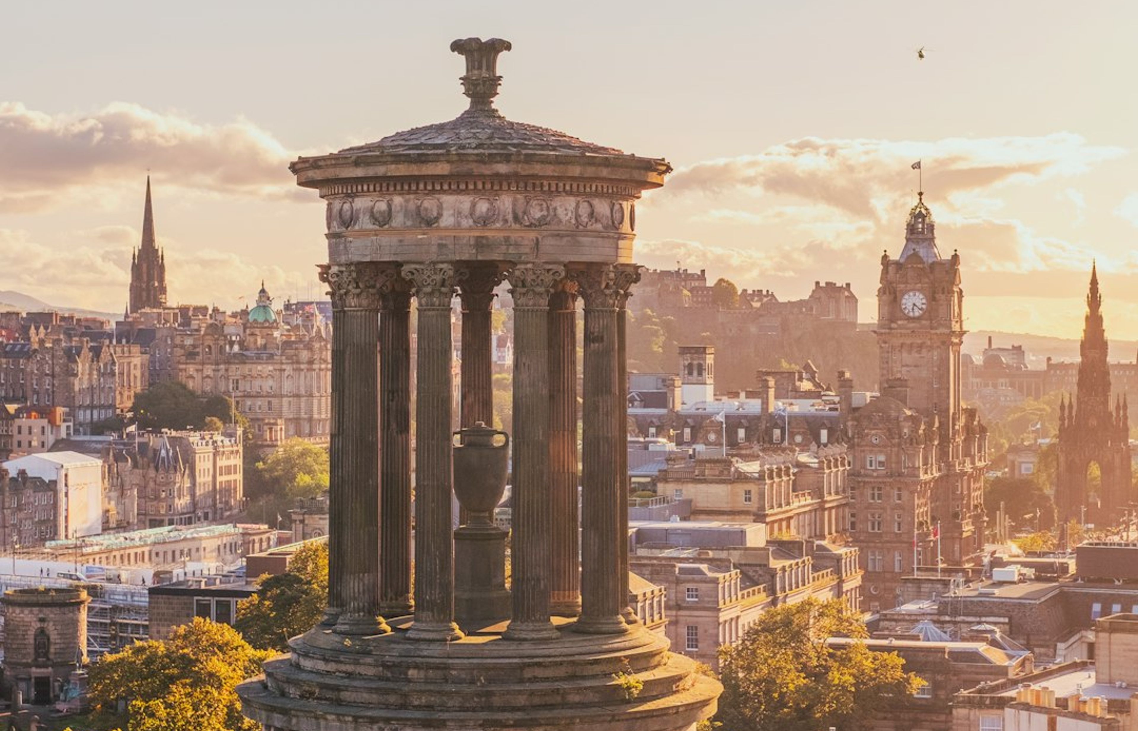 Calton Hill - The Best Sunset View in Edinburgh