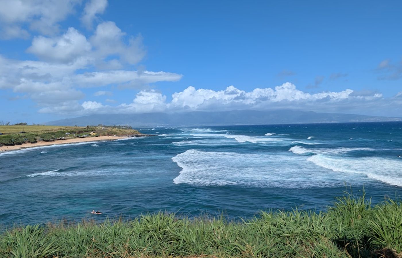 Hookipa Beach Park - Windsurfers and Sea Turtles on the North Shore