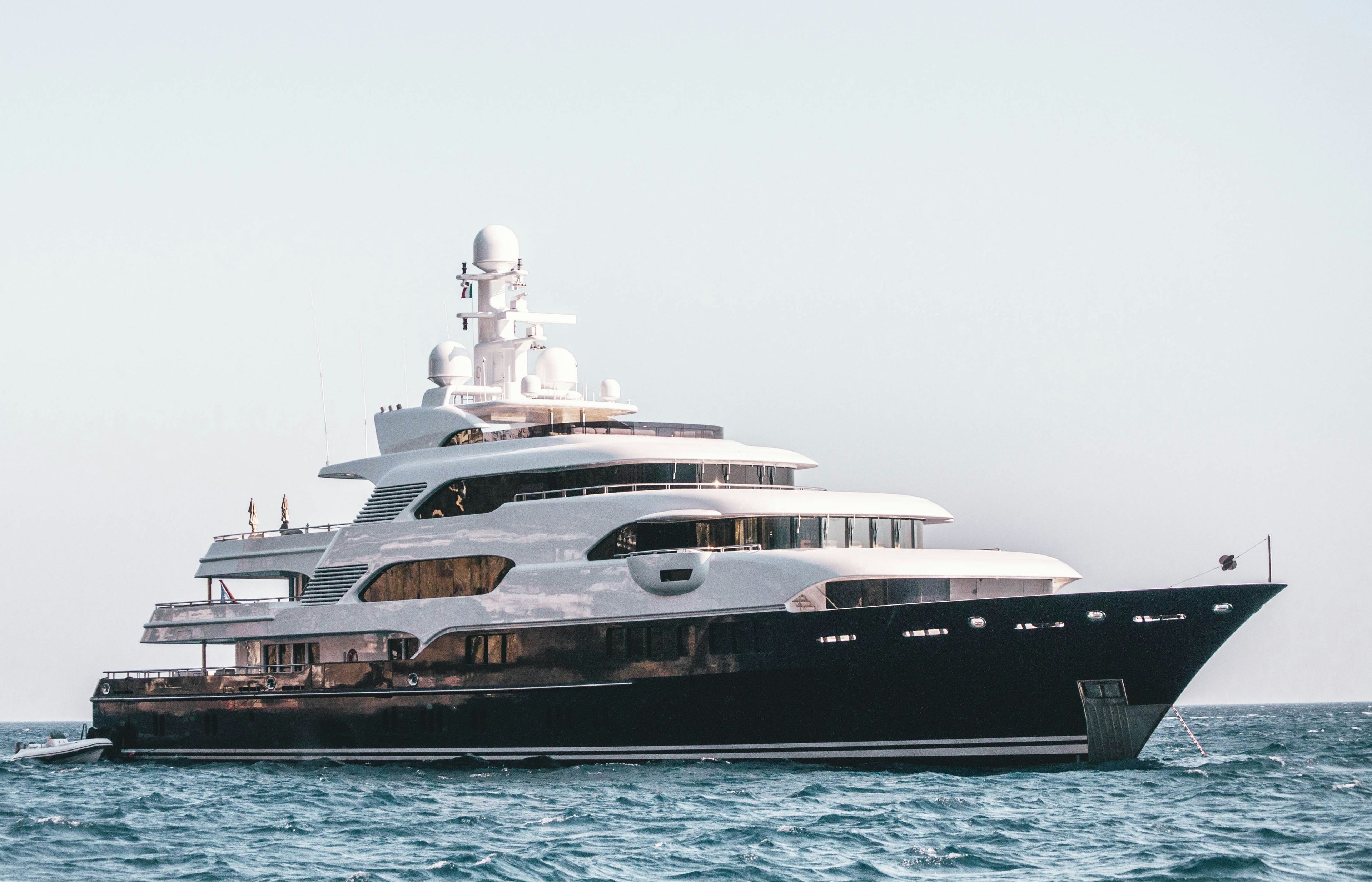 The Five Star Boat Party - Capped Luxury by Ibiza Boat Club