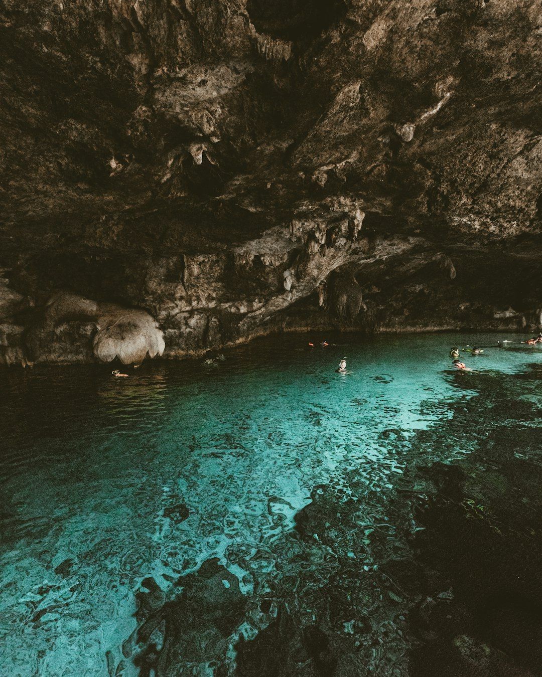 Cenote Dos Ojos - World-Class Cavern Diving
