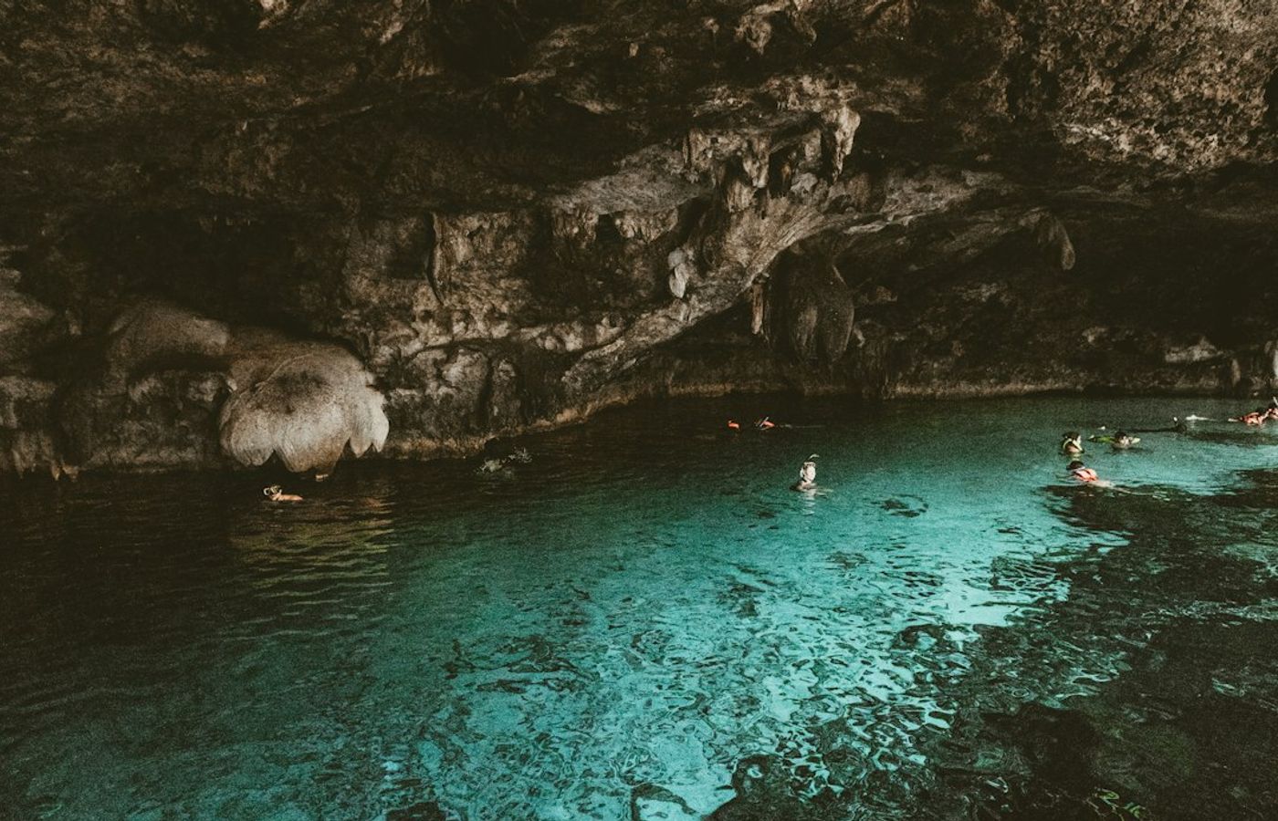 Cenote Dos Ojos - World-Class Cavern Diving