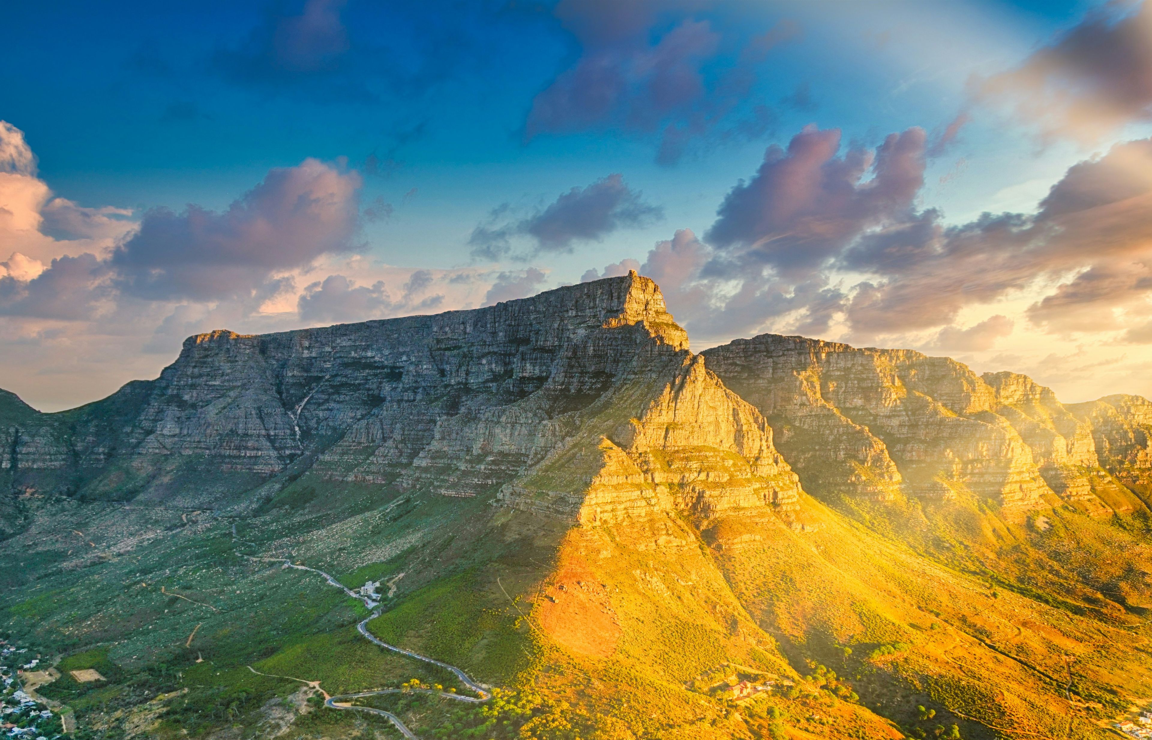 Table Mountain - The Iconic Flat-Topped Mountain