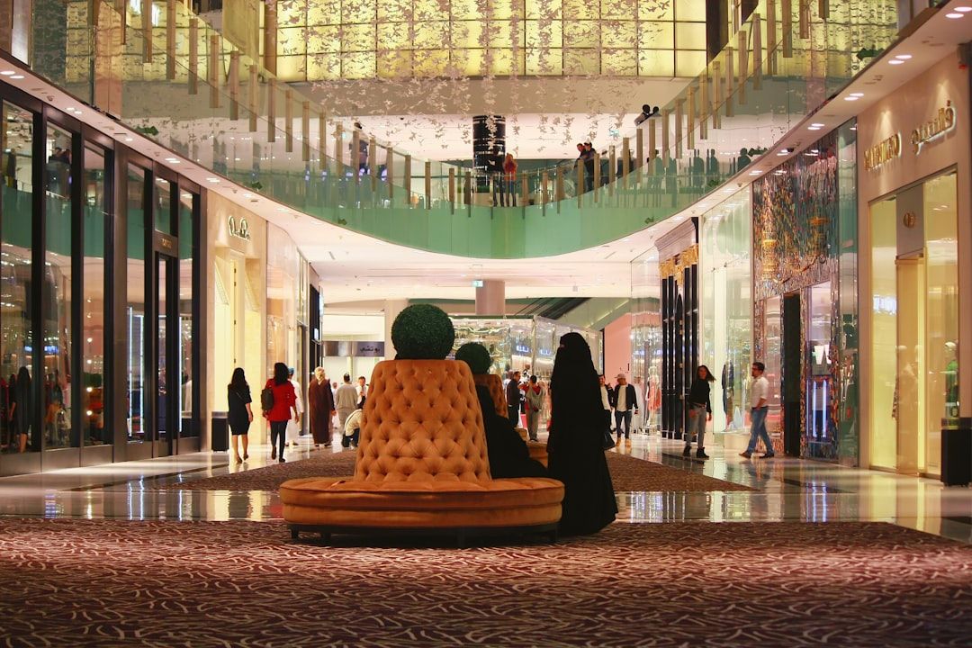Dubai Mall - The Largest Shopping and Entertainment Complex in the World