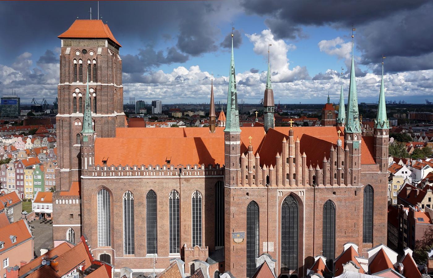 St Mary's Church - The Largest Brick Church in the World