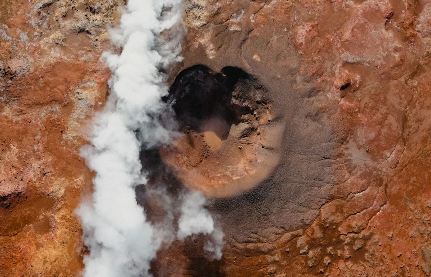 Craters of the Moon Geothermal Walk - Taupō's Steaming Ground, Ten Minutes From Town