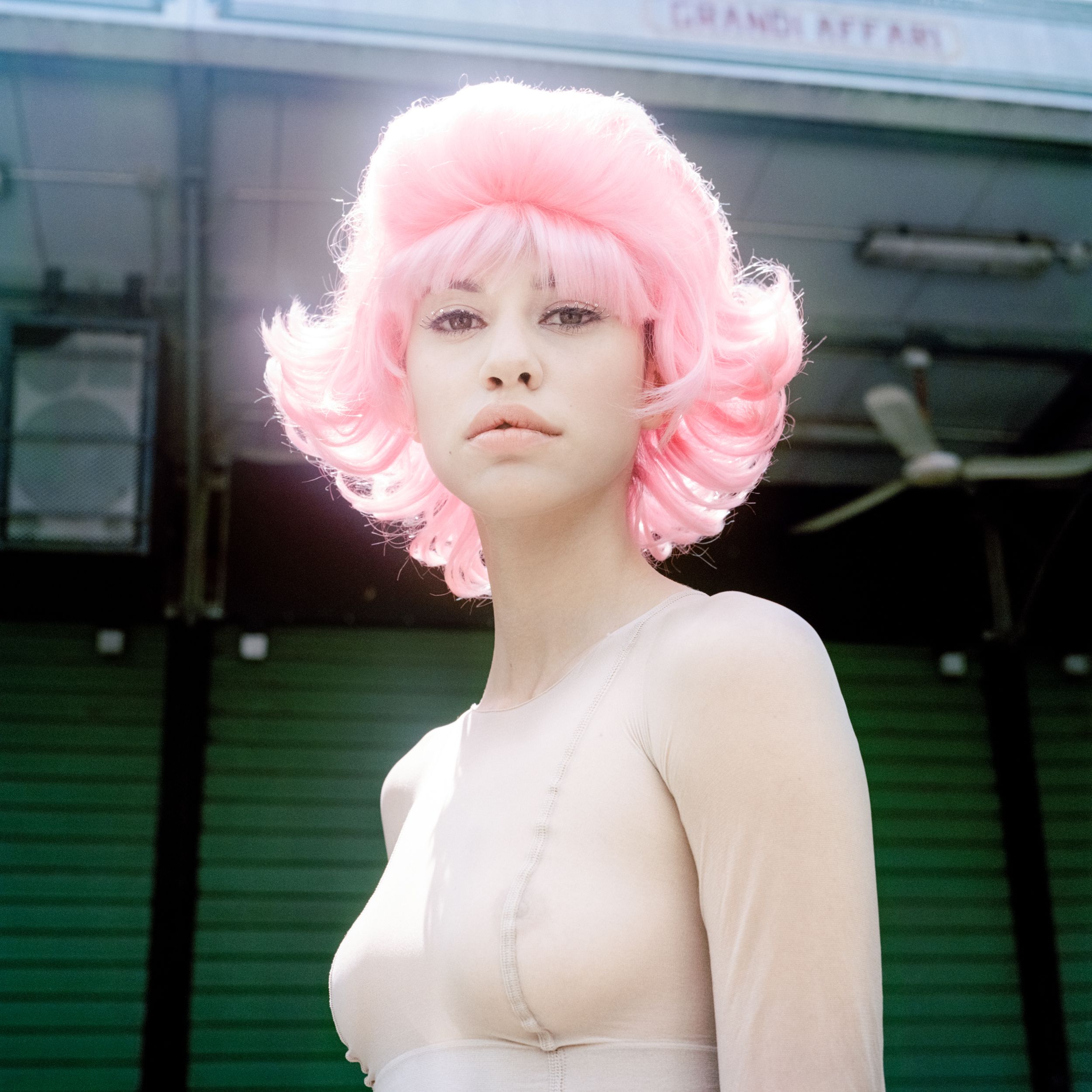 POST-ADOLESCENCE AT WHEN ETHICS MEETS AESTHETICS