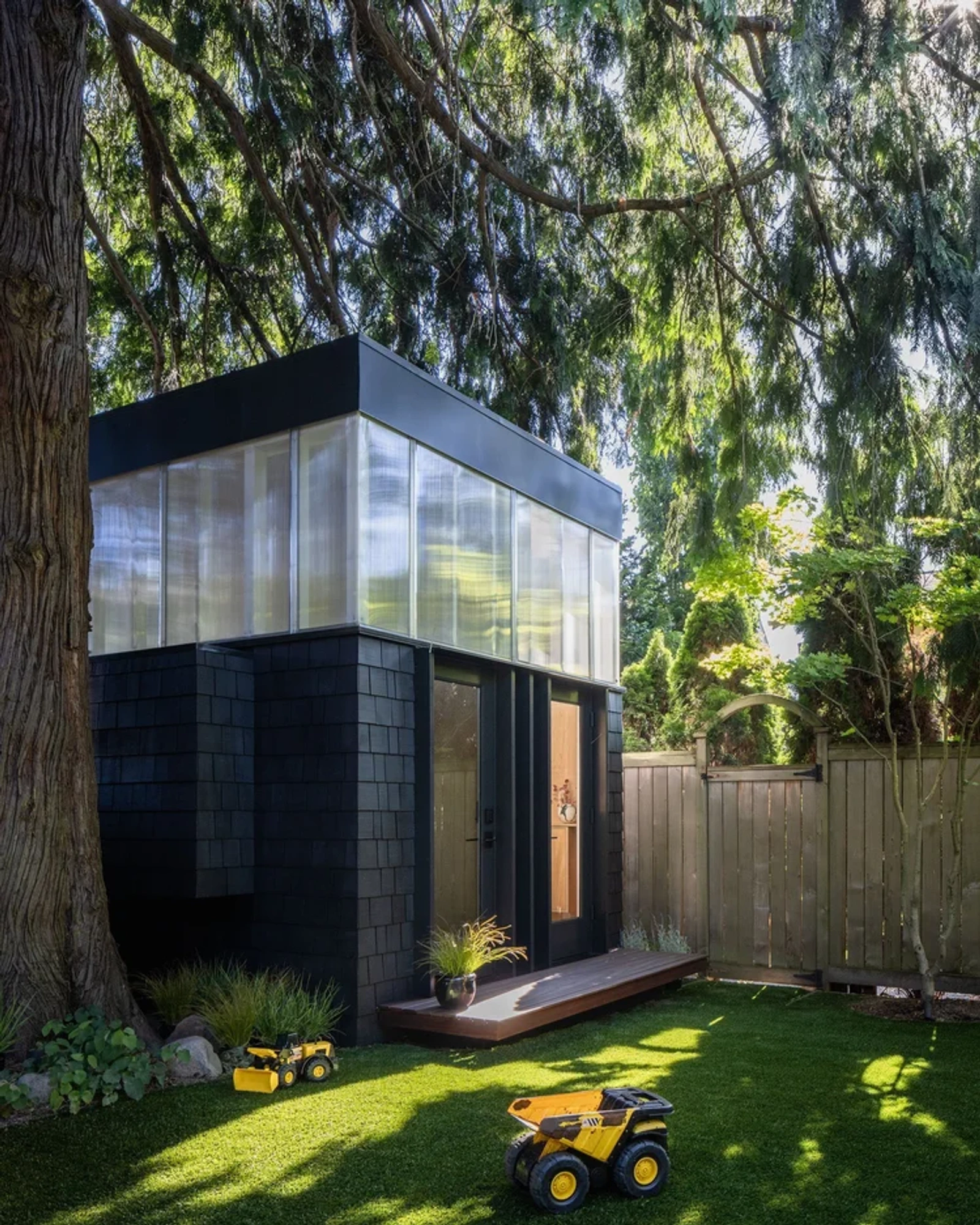 A image of the he shed_she shed in Seattle, WA.