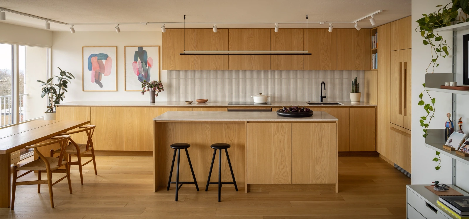 Oak kitchen cabinets and Marokk tile