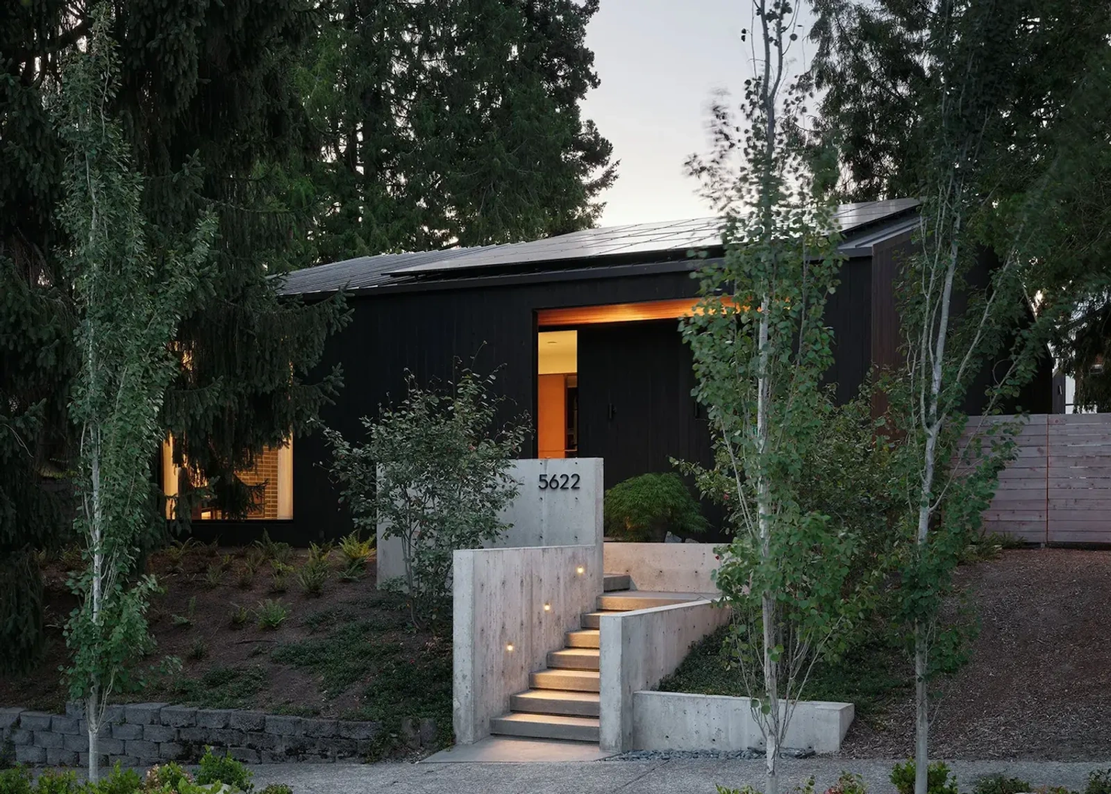 An exterior shot of Mr. Belvedere in Seattle, WA