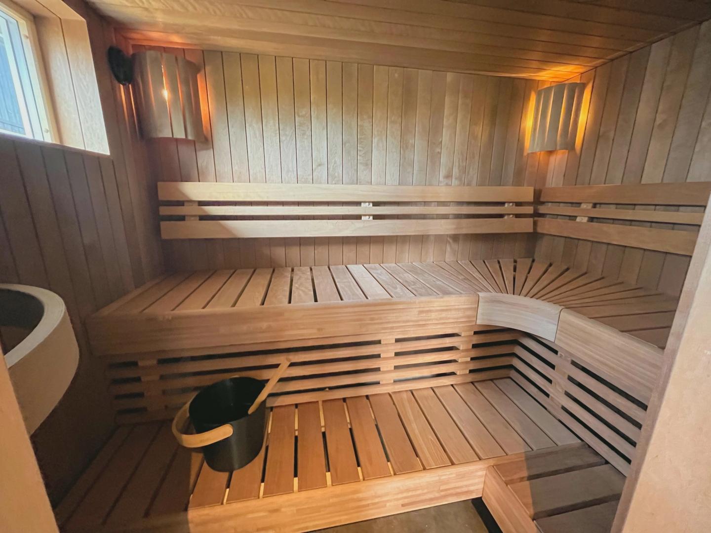 Krap Falls Sauna, plassbygd av Finsk badstuemester
