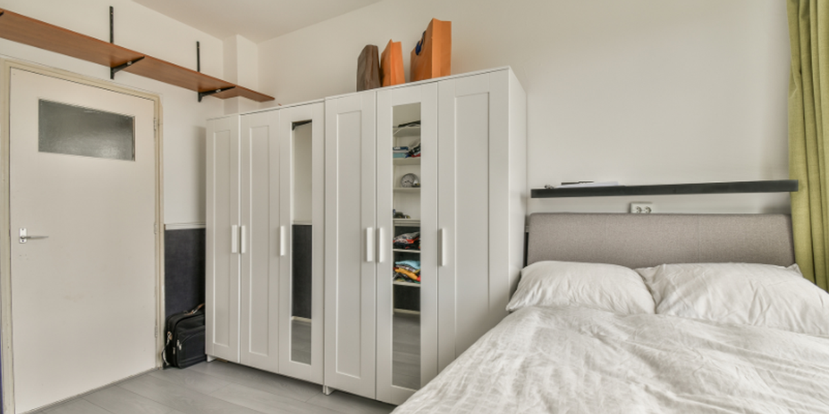 simple wardrobe designs for small bedroom