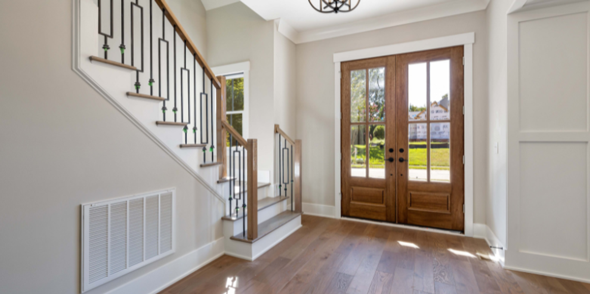 main door color as per vastu