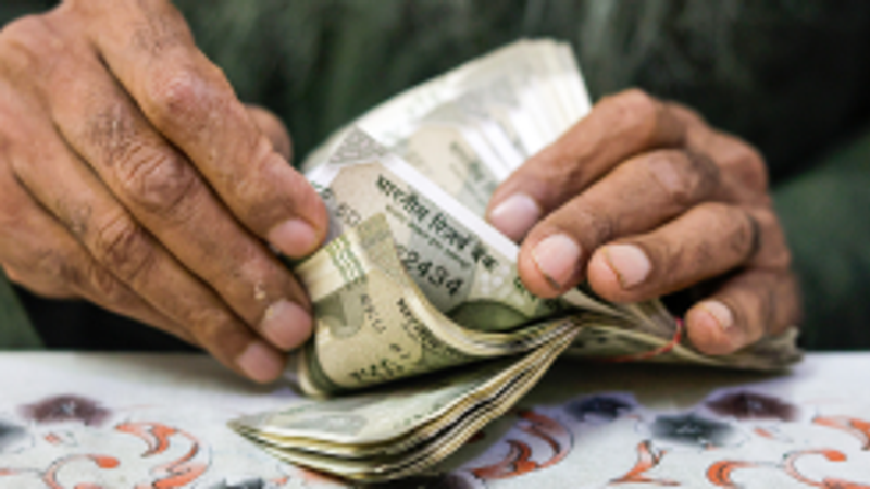 where to keep money at home as per vastu