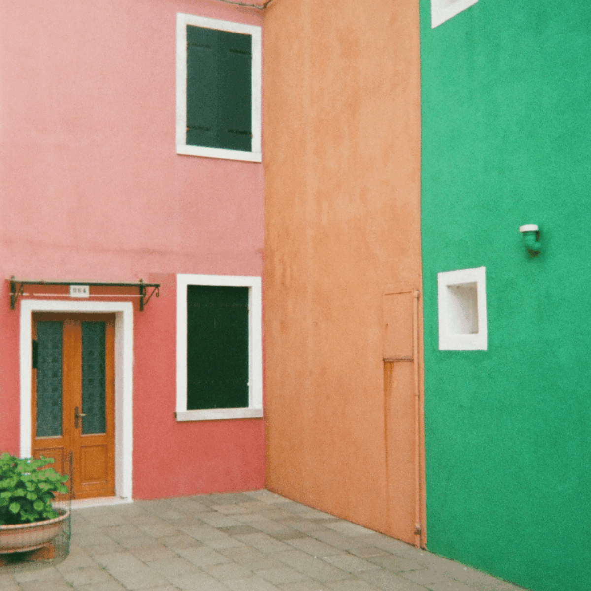 north wall colour as per vastu