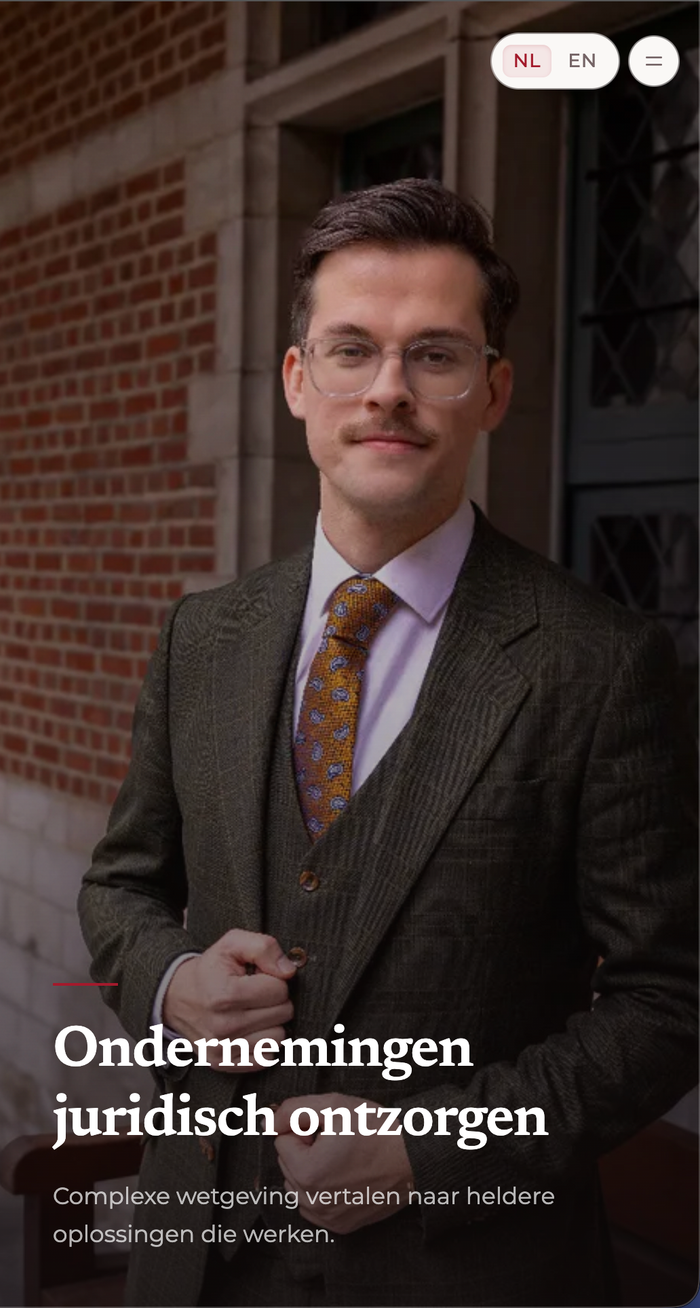 Simon Geens Lawyer on mobile