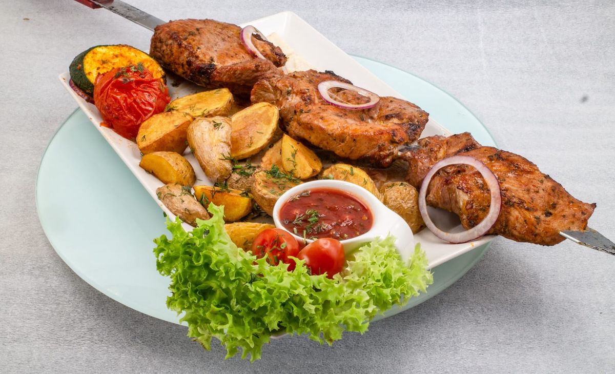 40. Grill aus Schweinefleisch (Nacken, ohne Knochen)